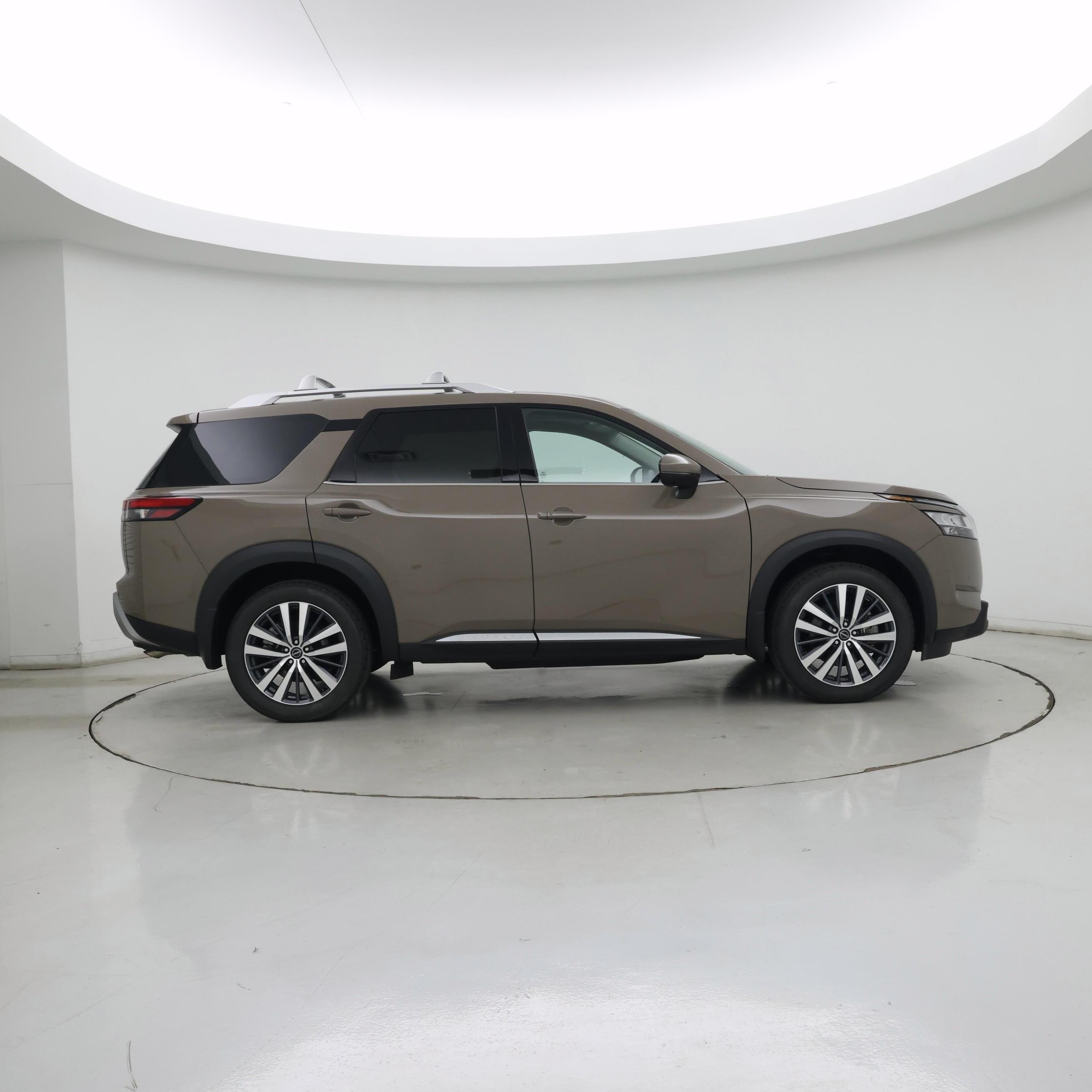 Thumbnail: 2024 Nissan Pathfinder - 7