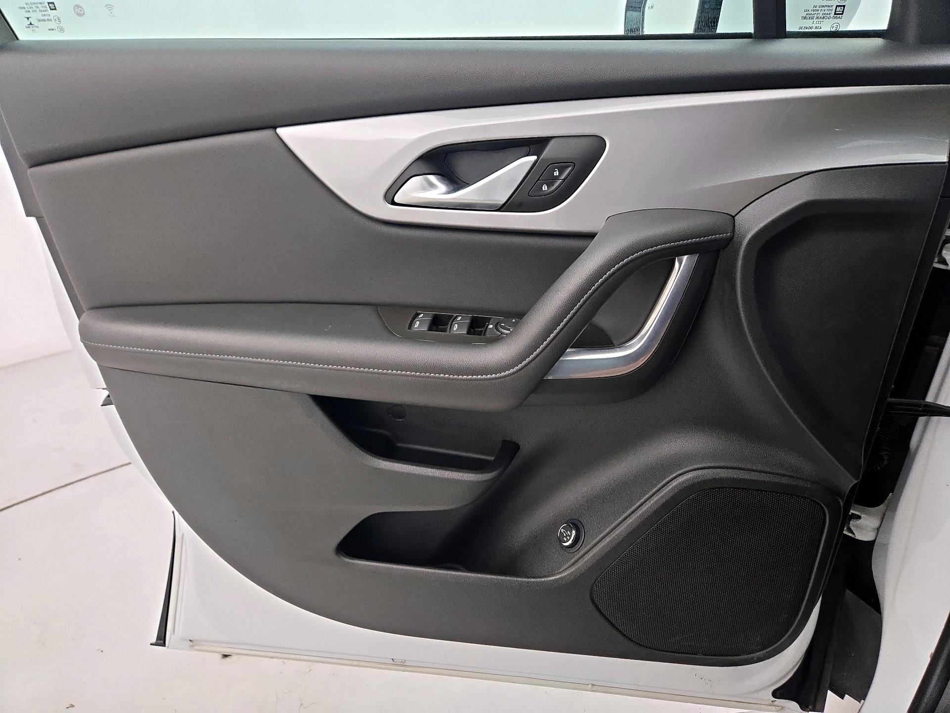 Thumbnail: 2022 Chevrolet Blazer - 12