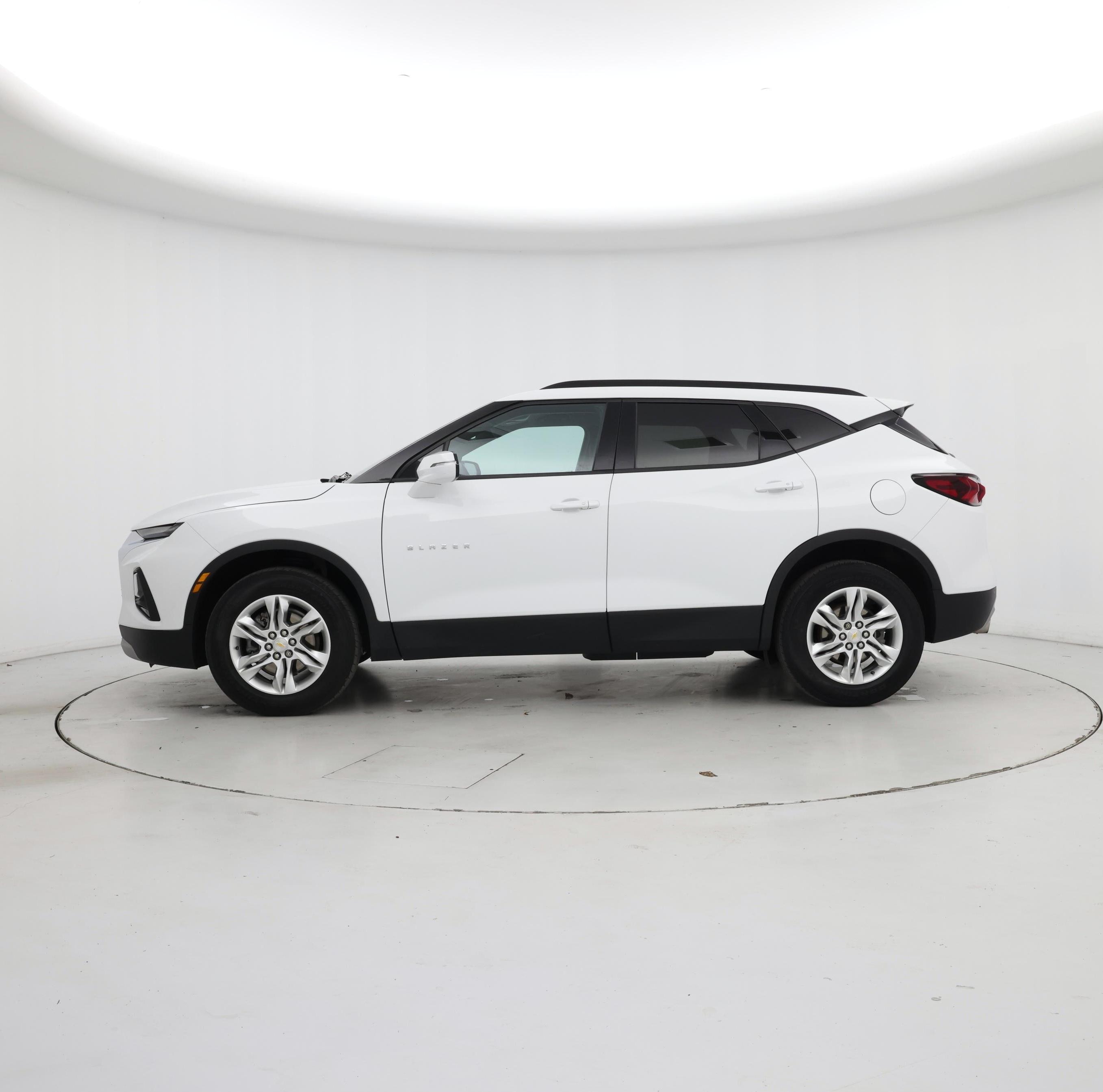 Thumbnail: 2022 Chevrolet Blazer - 3