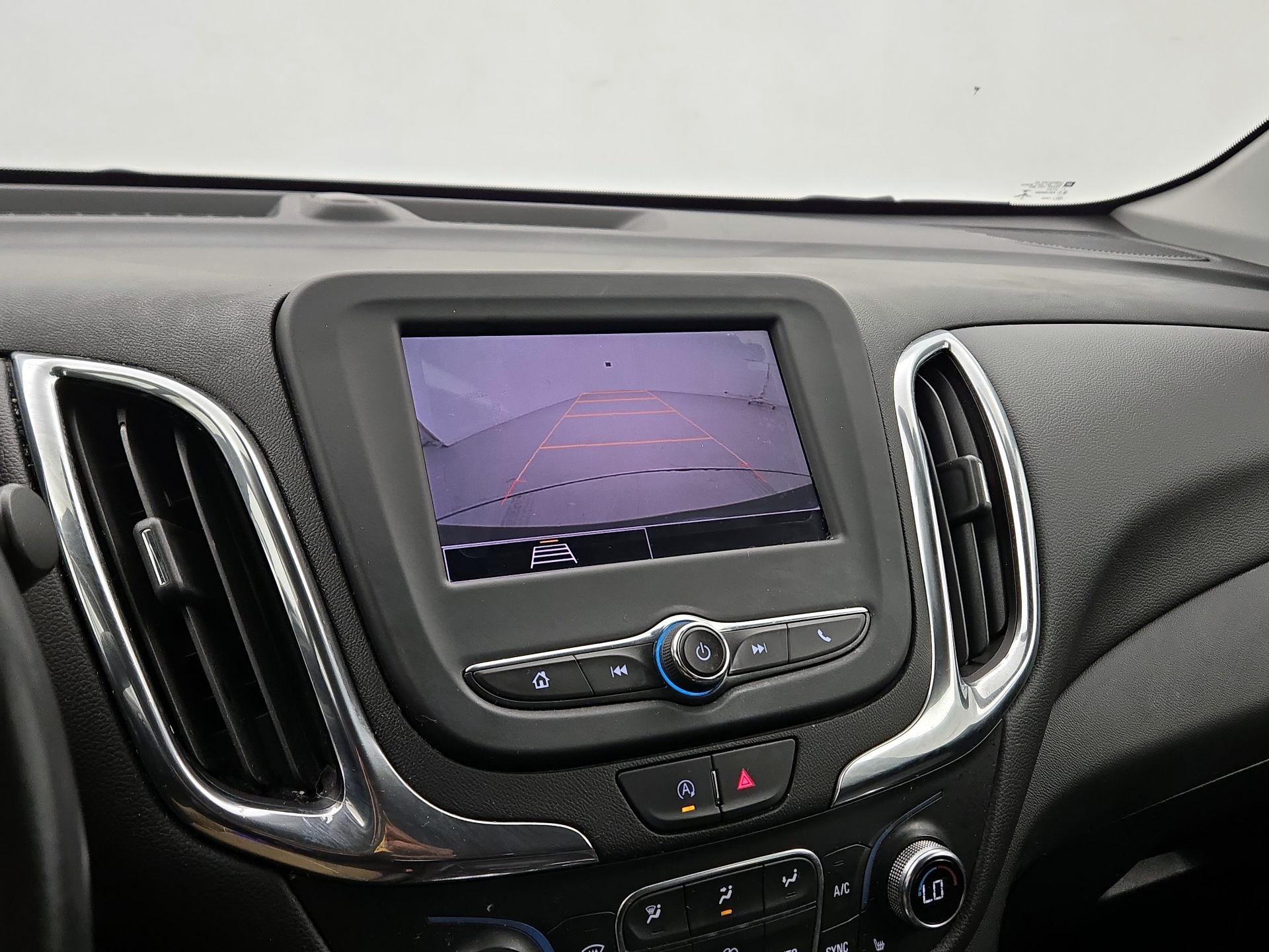 Thumbnail: 2022 Chevrolet Equinox - 14