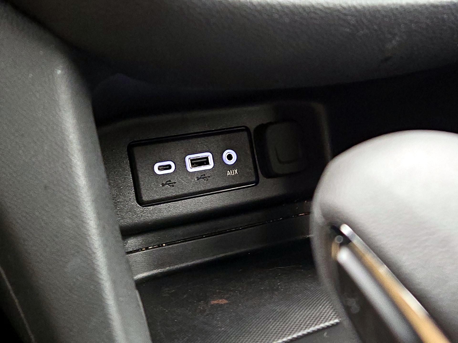 Thumbnail: 2022 Chevrolet Equinox - 18