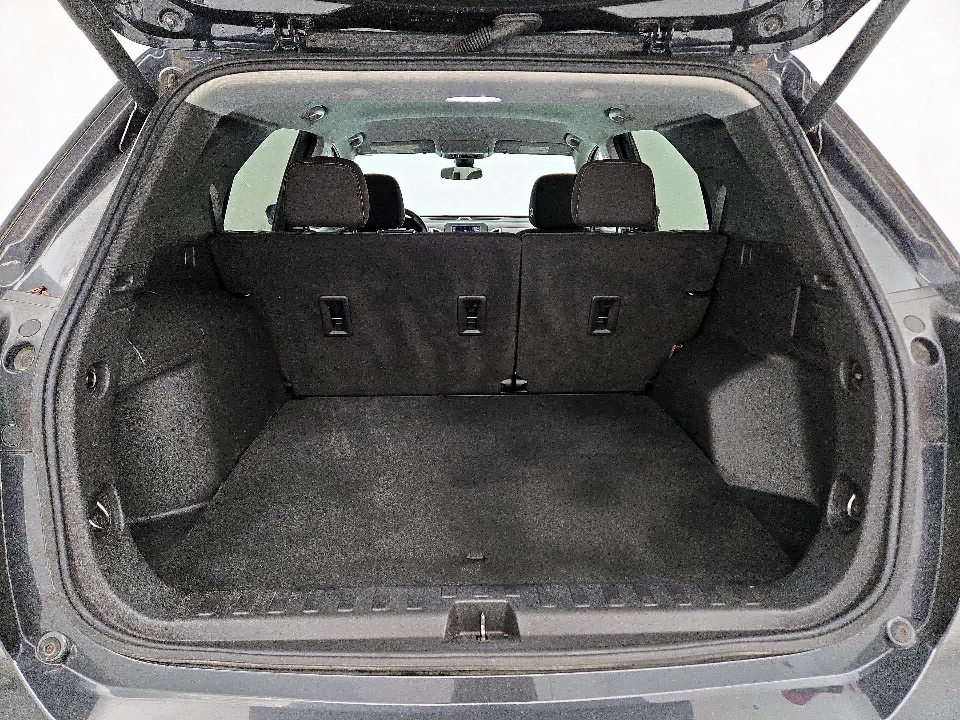 Thumbnail: 2022 Chevrolet Equinox - 20