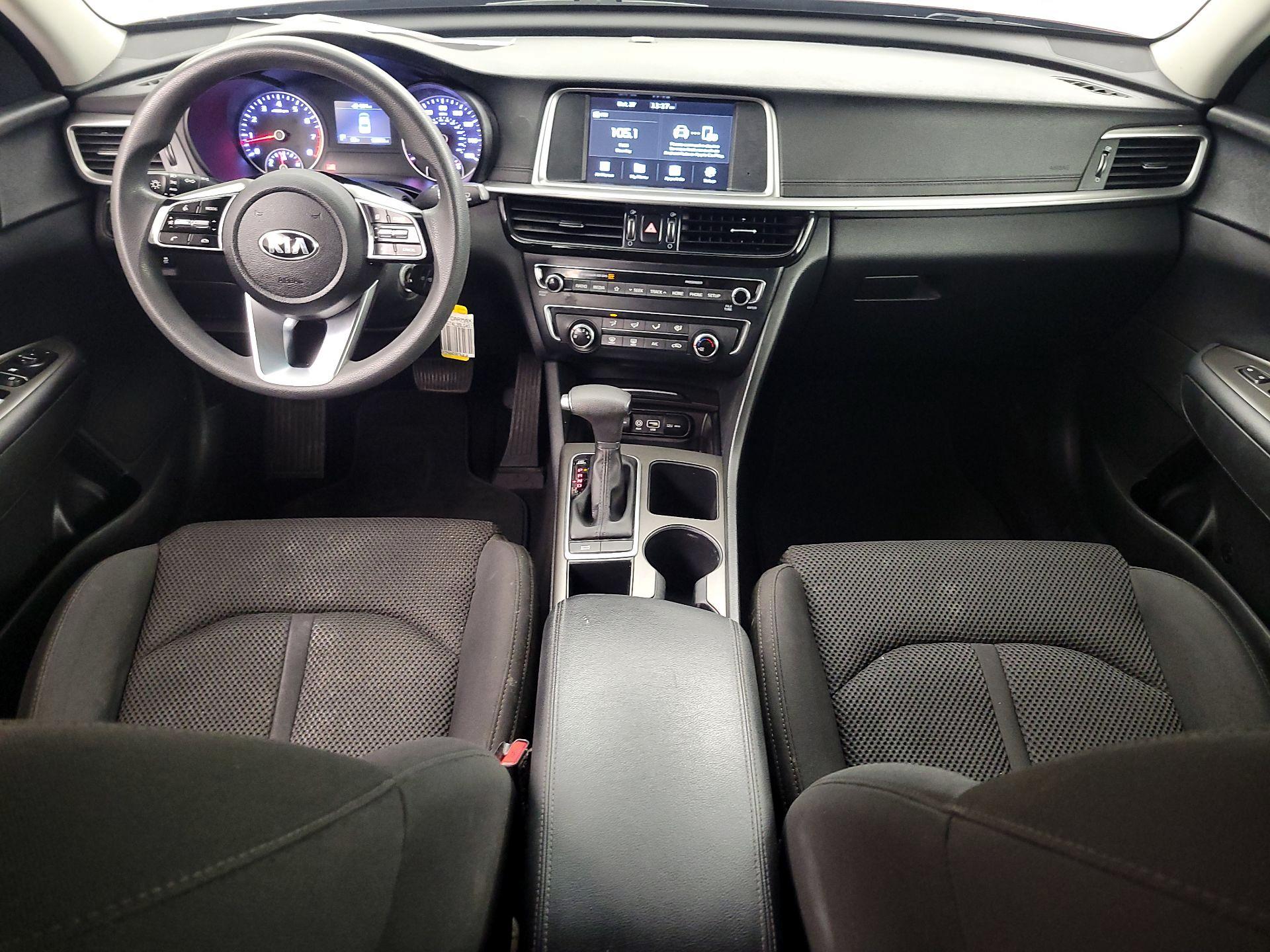 Thumbnail: 2020 Kia Optima - 9