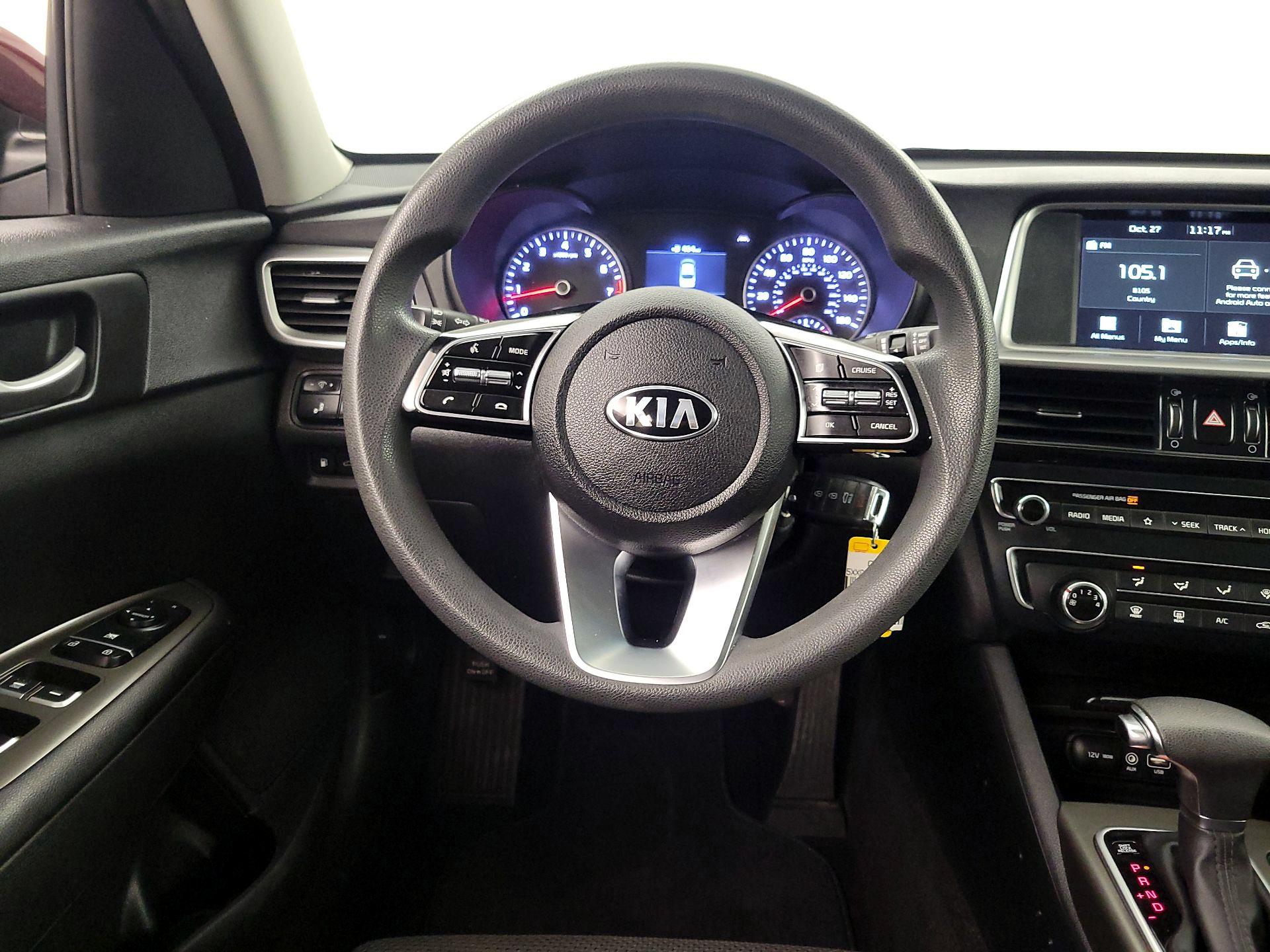 Thumbnail: 2020 Kia Optima - 10