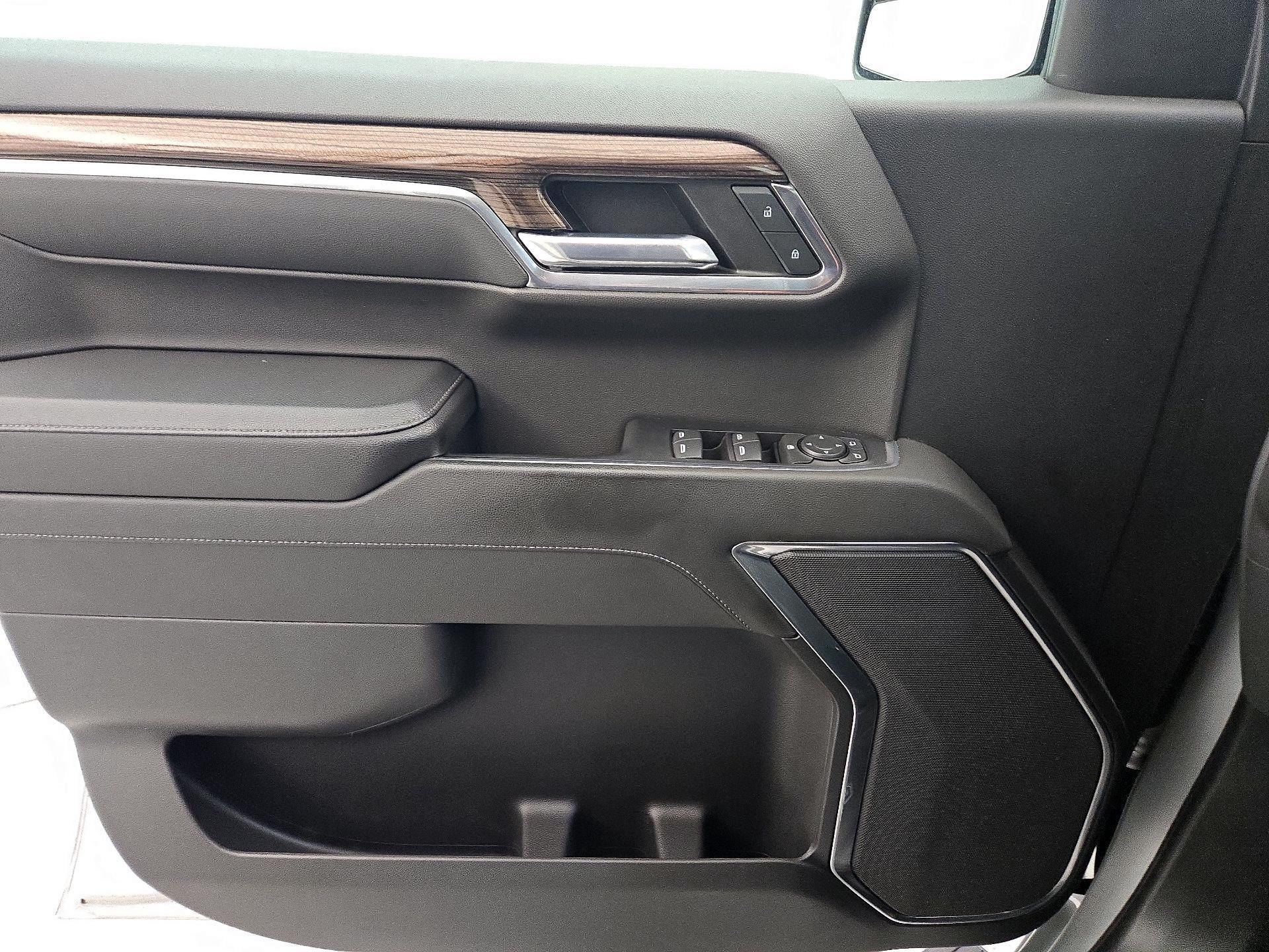 Thumbnail: 2022 Chevrolet Silverado 1500 - 12