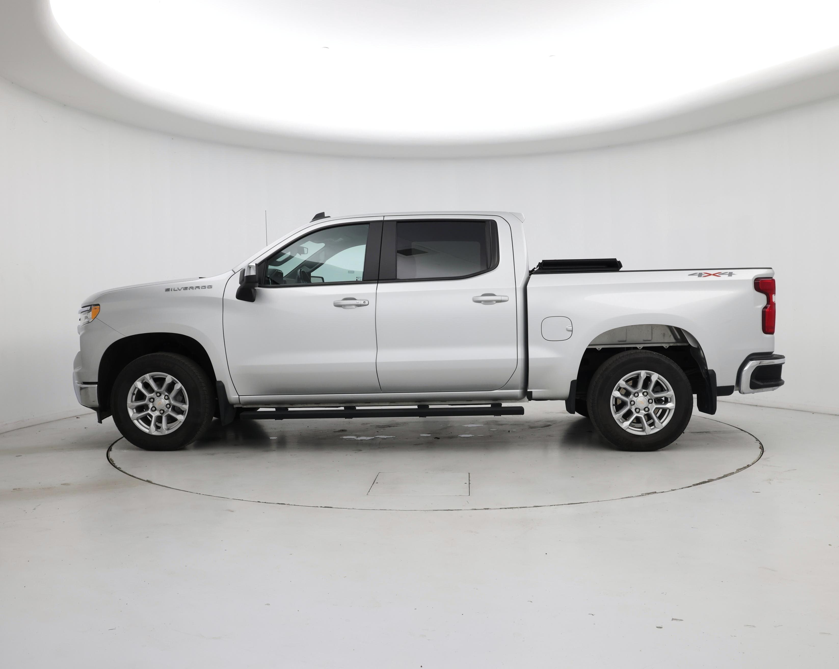 Thumbnail: 2022 Chevrolet Silverado 1500 - 3