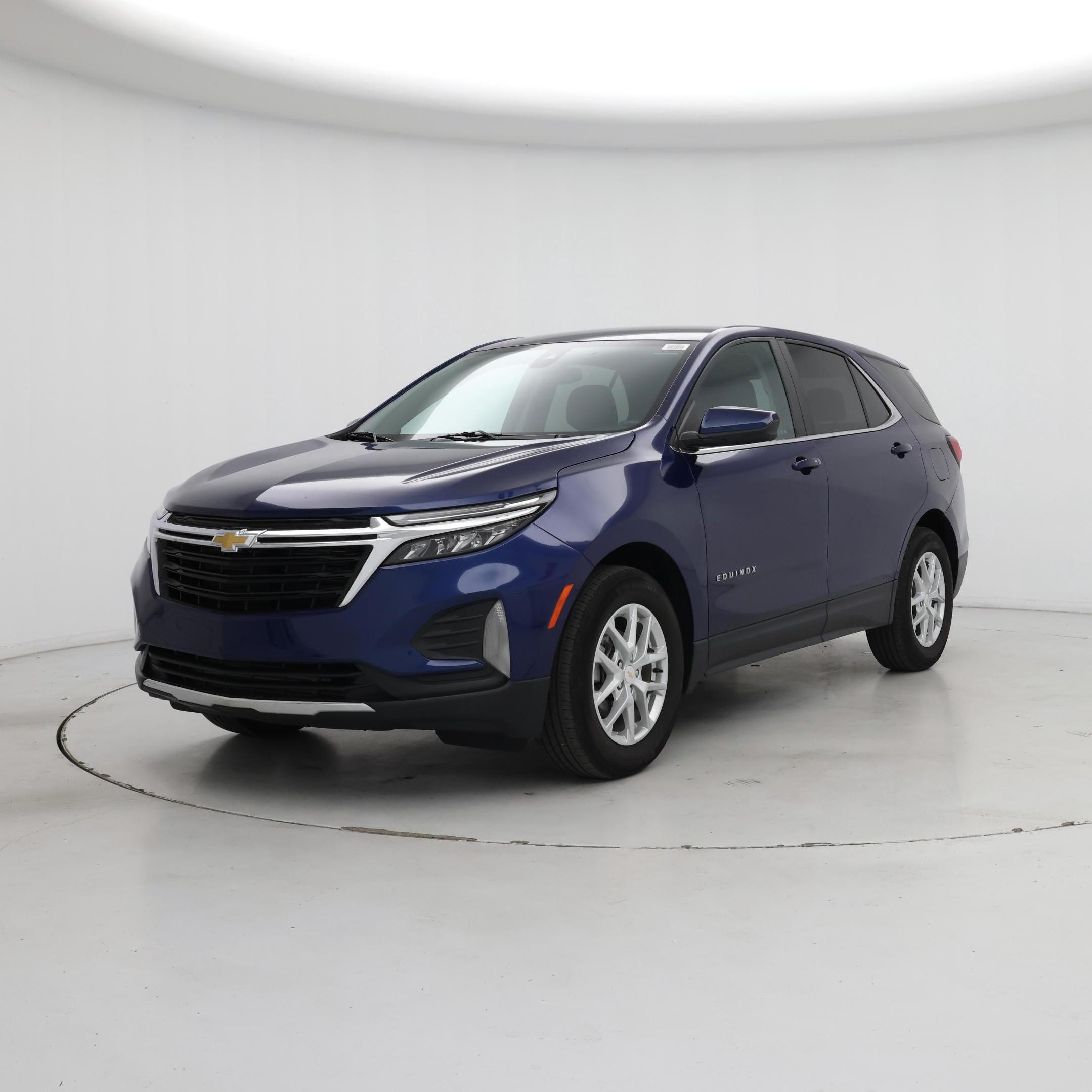 Thumbnail: 2023 Chevrolet Equinox - 4
