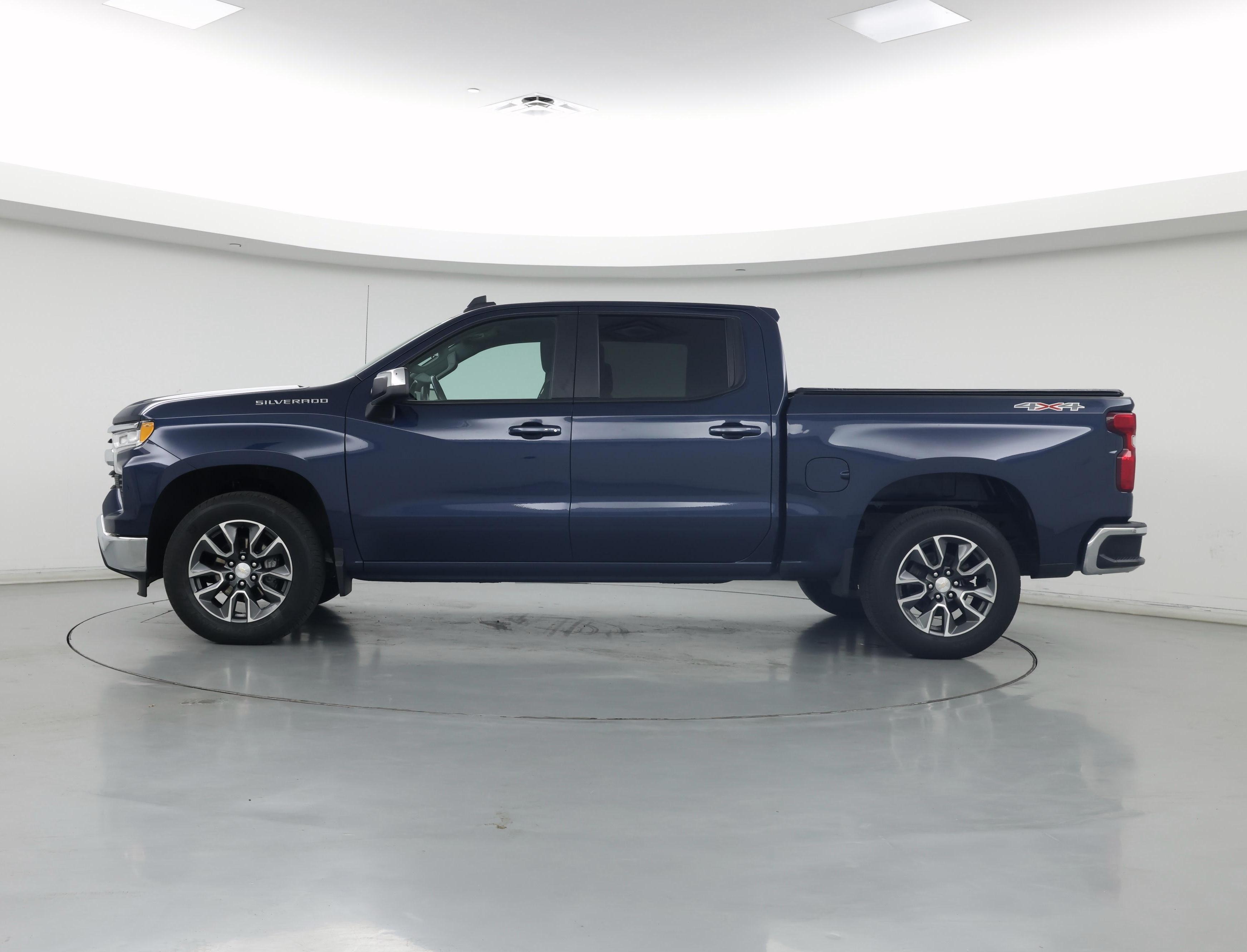 Thumbnail: 2022 Chevrolet Silverado 1500 - 3