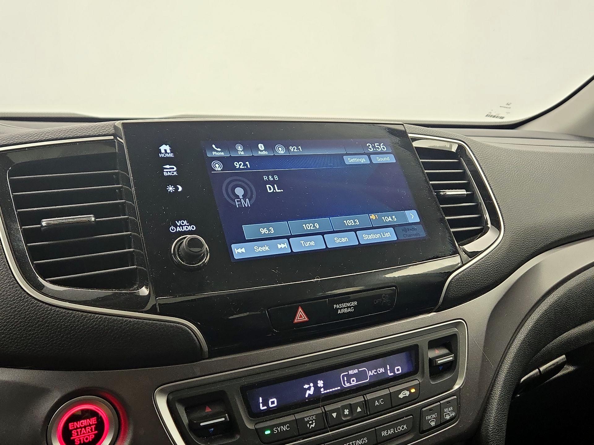 Thumbnail: 2020 Honda Pilot - 15