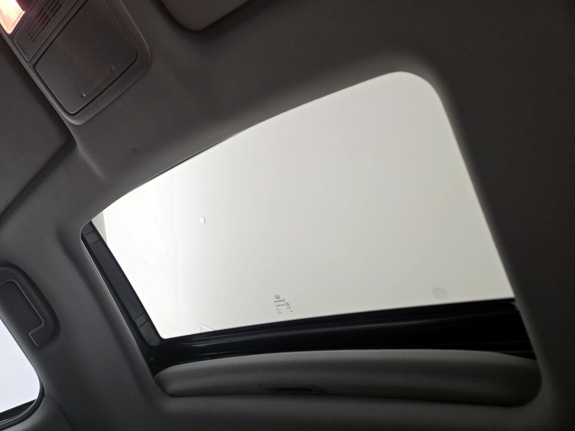 Thumbnail: 2020 Honda Pilot - 19