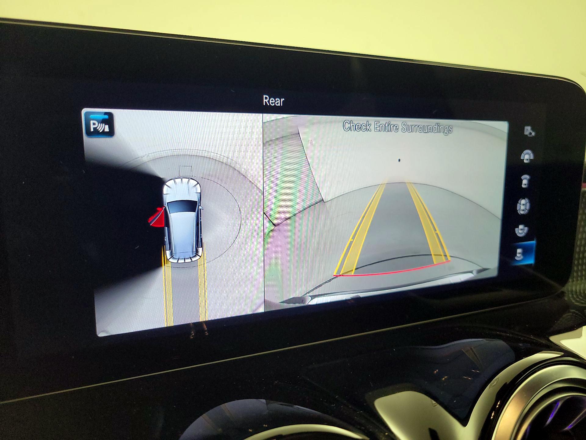 Thumbnail: 2023 Mercedes-Benz GLB - 14