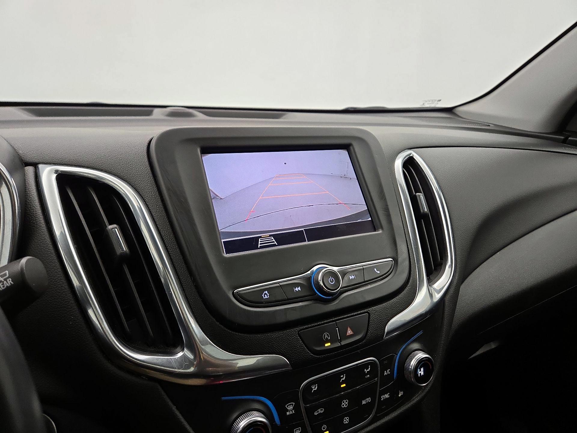 Thumbnail: 2022 Chevrolet Equinox - 14