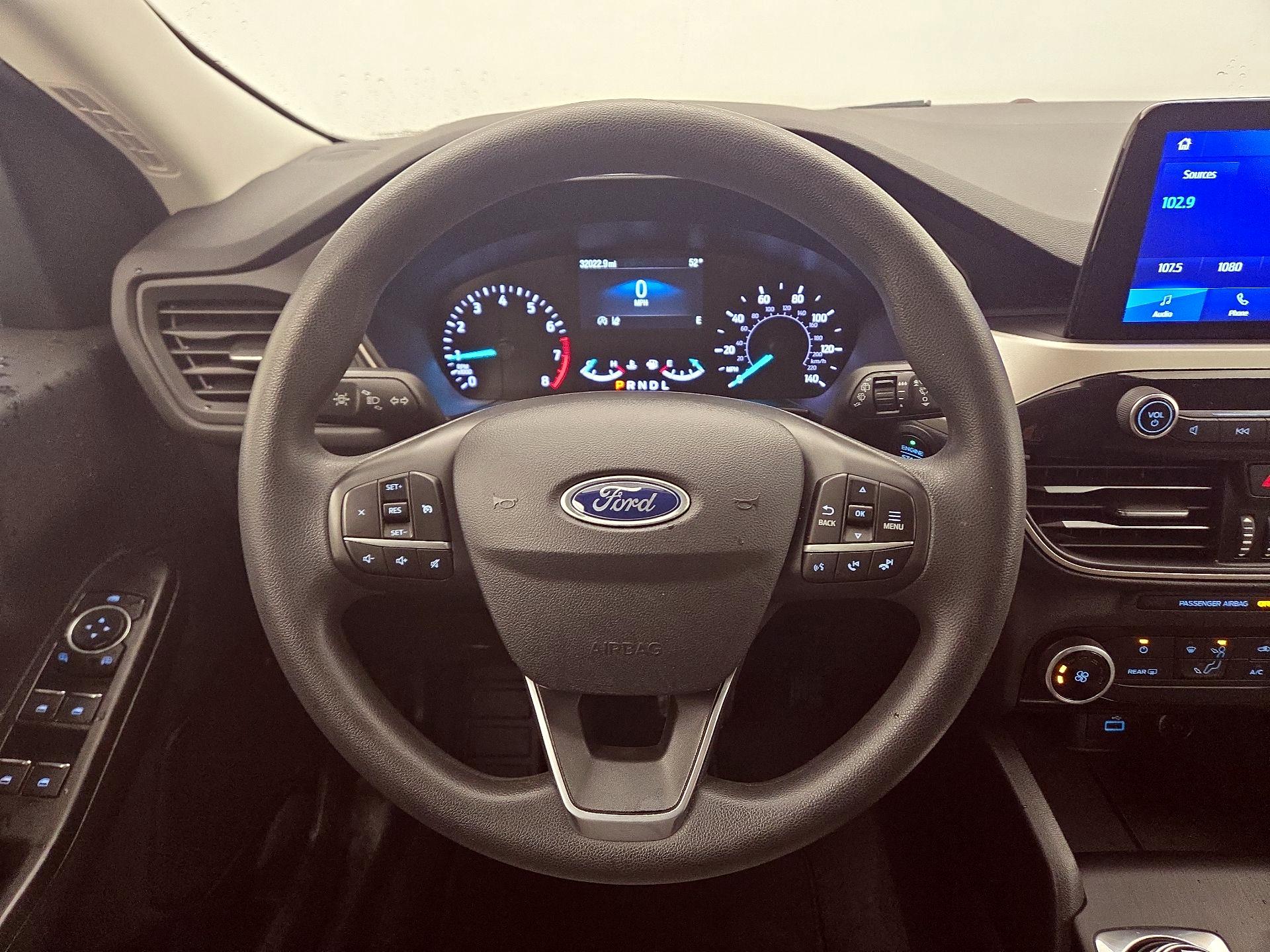 Thumbnail: 2021 Ford Escape - 10