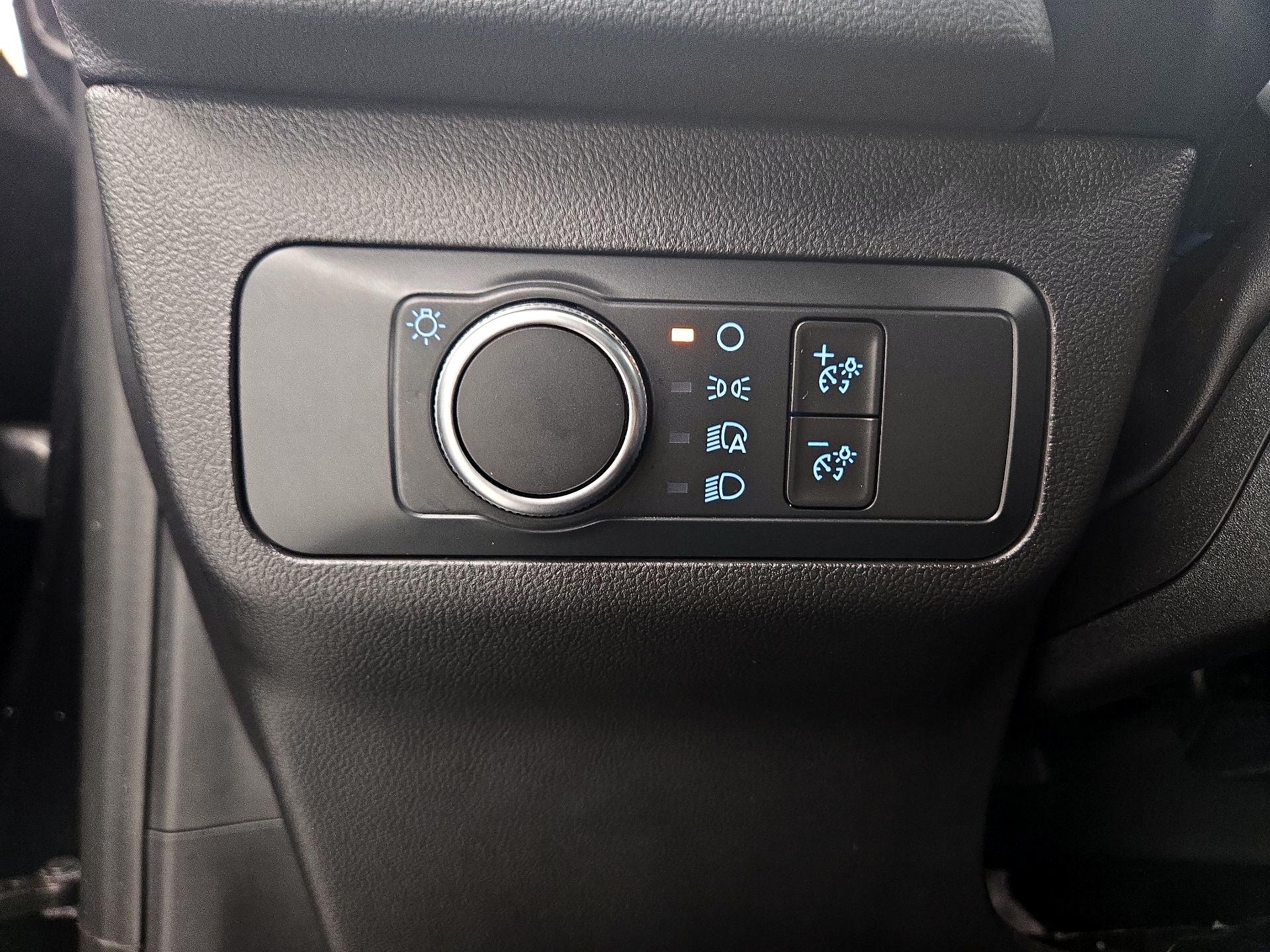 Thumbnail: 2021 Ford Escape - 13