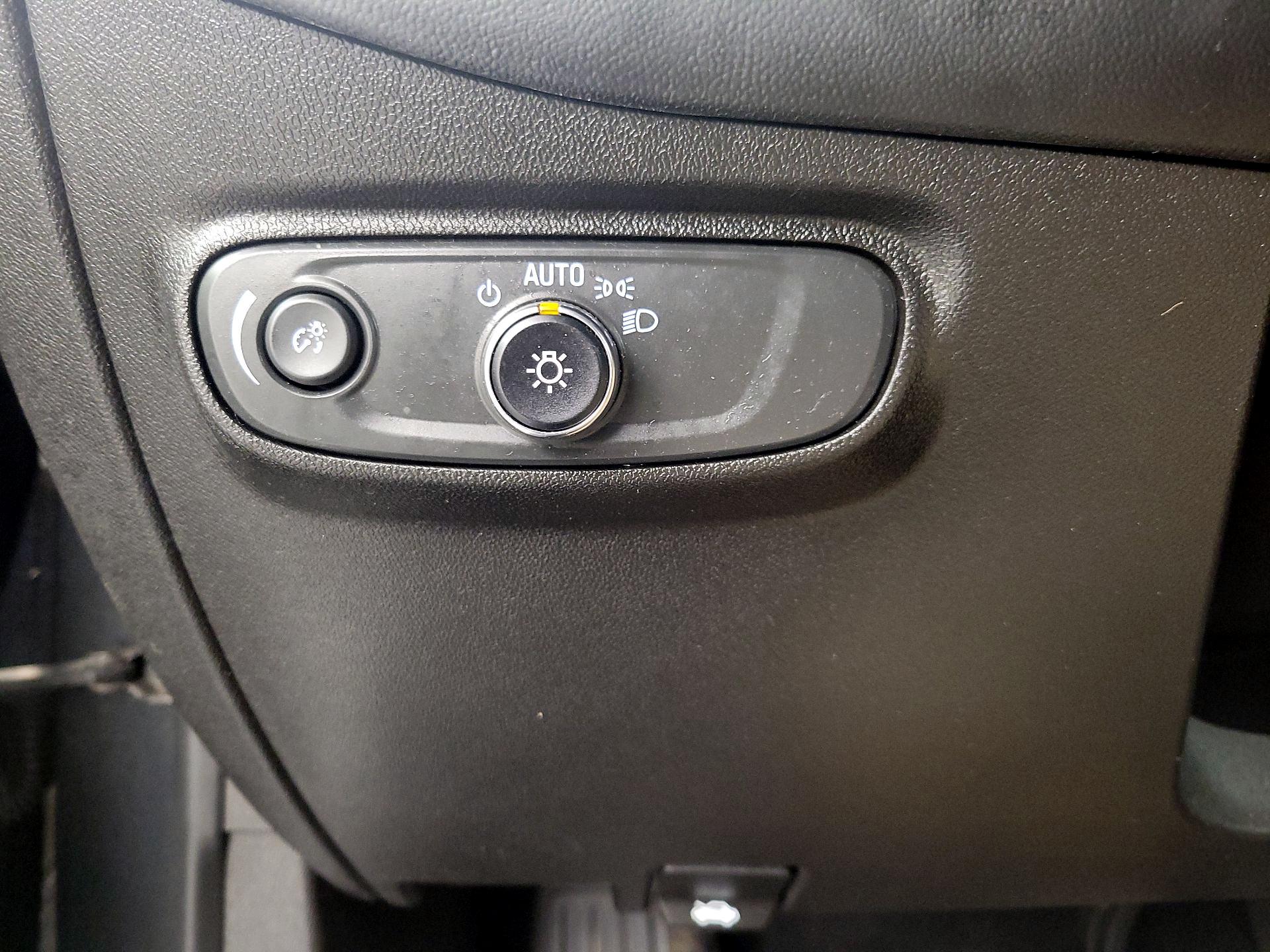 Thumbnail: 2021 Chevrolet Equinox - 13