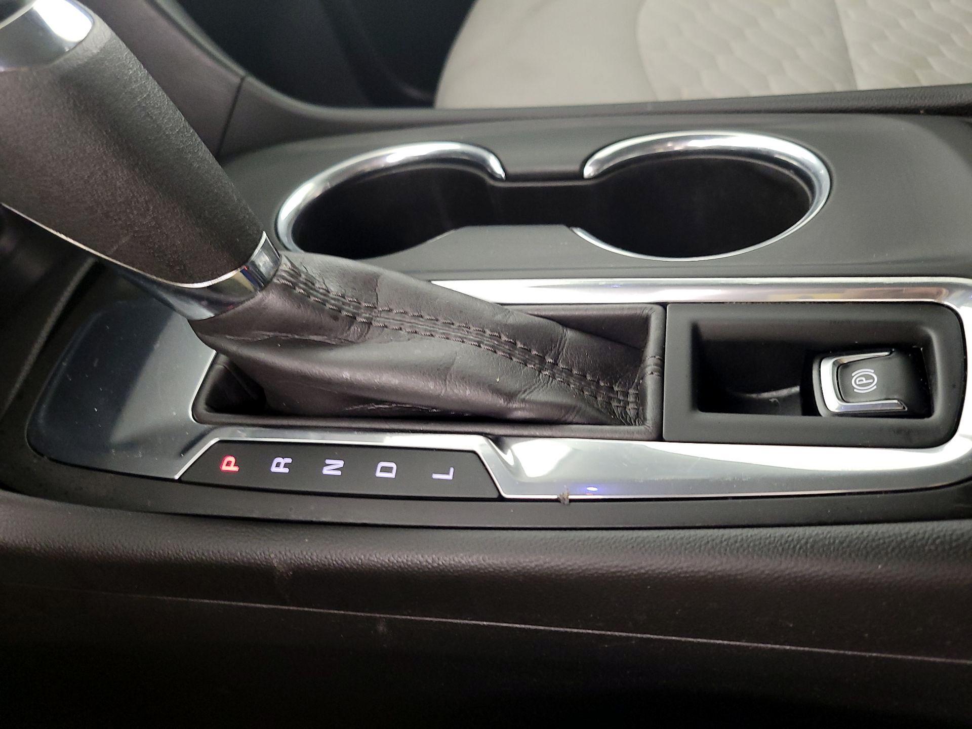 Thumbnail: 2021 Chevrolet Equinox - 17