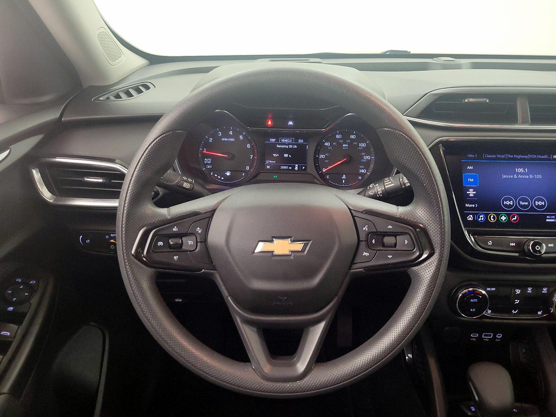 Thumbnail: 2022 Chevrolet TrailBlazer - 10