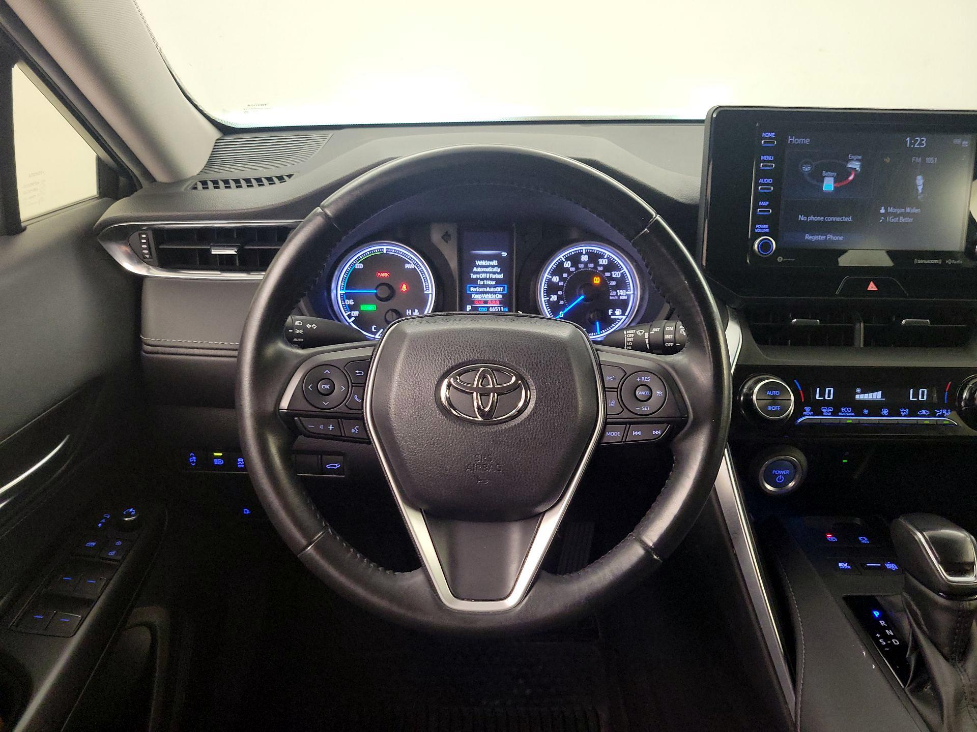 Thumbnail: 2022 Toyota Venza - 10