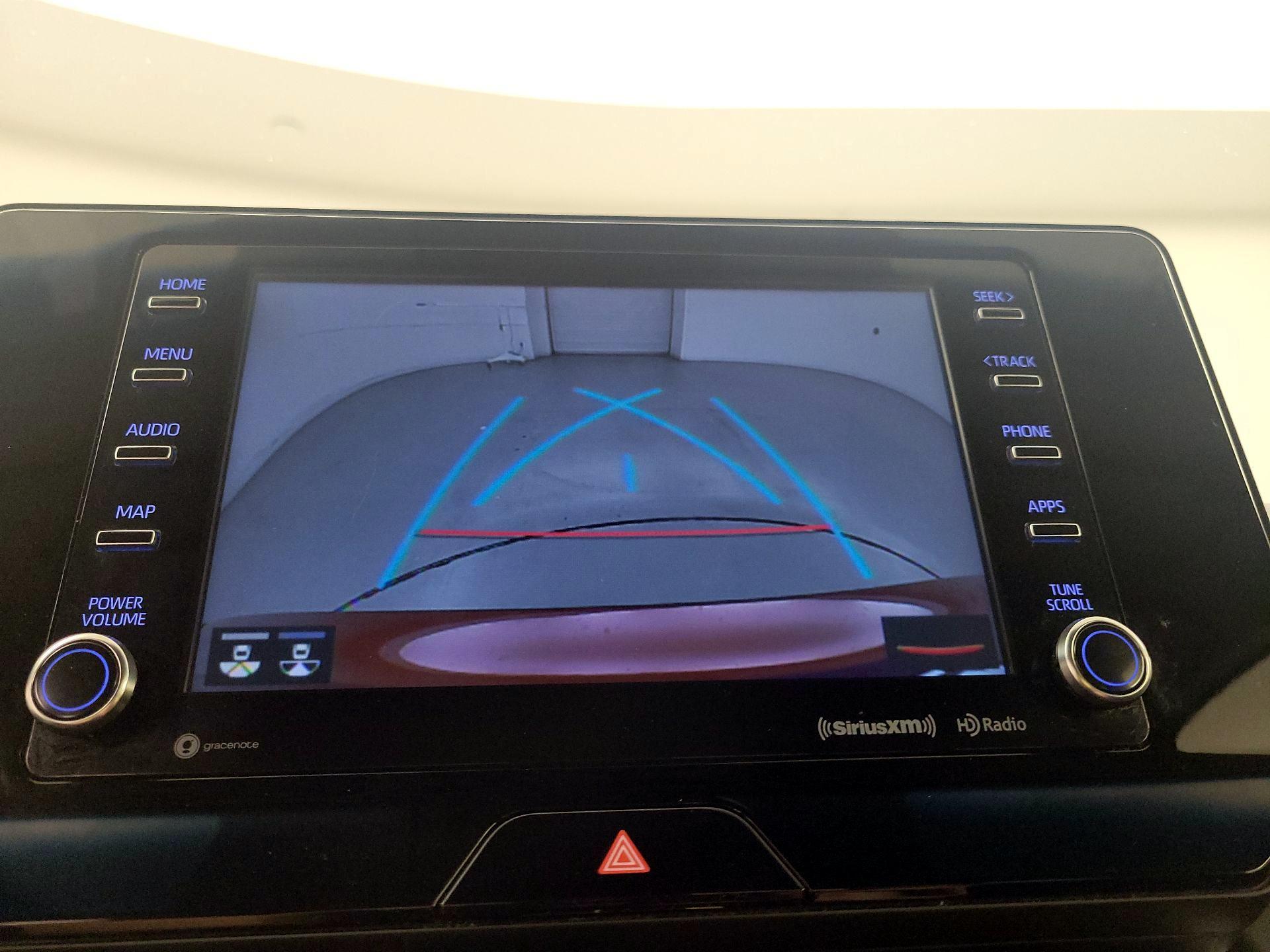 Thumbnail: 2022 Toyota Venza - 14