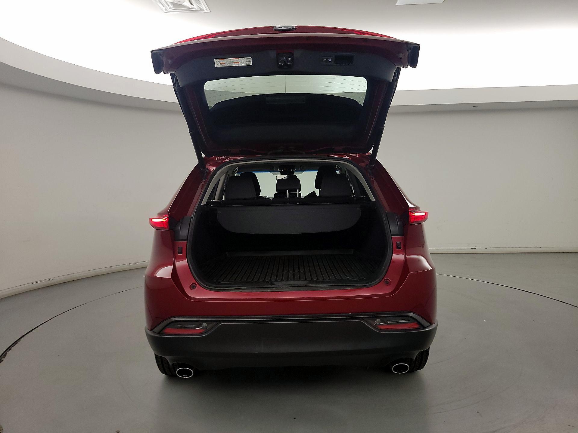Thumbnail: 2022 Toyota Venza - 20