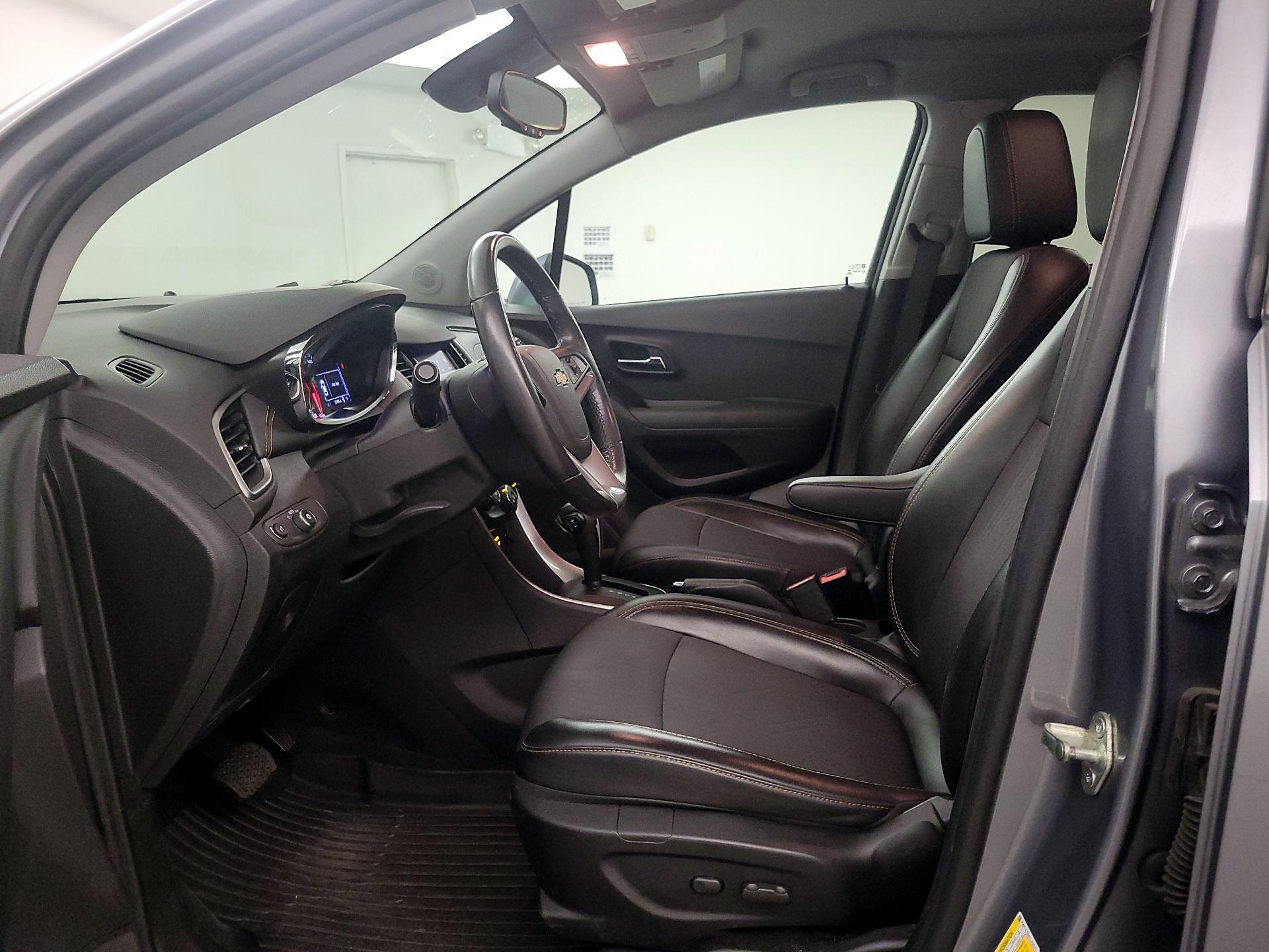 Thumbnail: 2020 Chevrolet Trax - 11