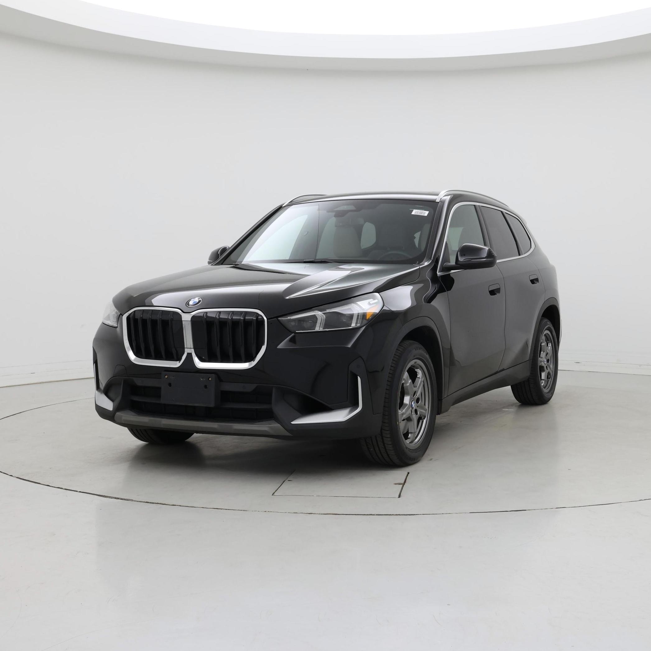 Thumbnail: 2023 BMW X1 - 4