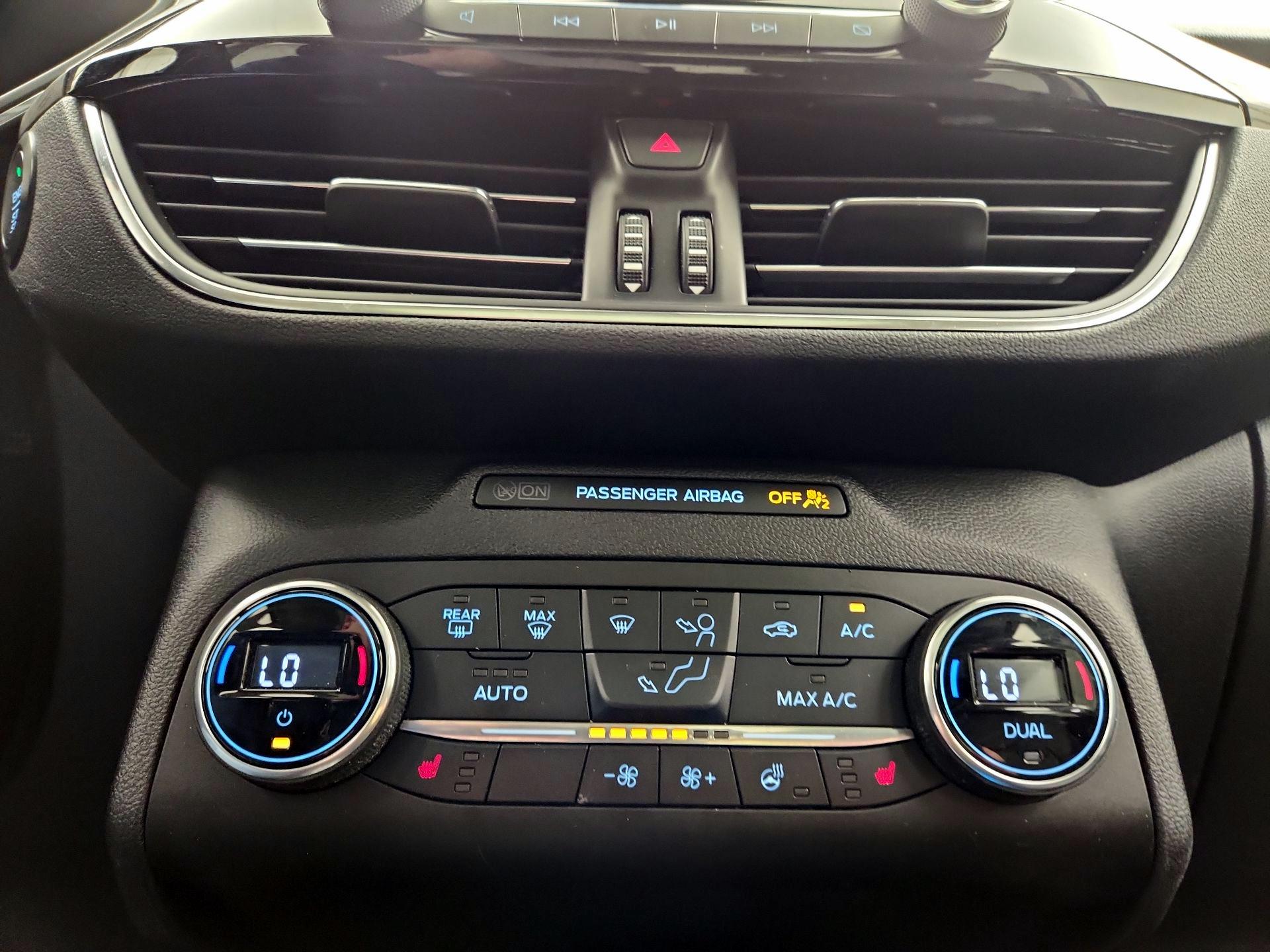 Thumbnail: 2020 Ford Escape - 17