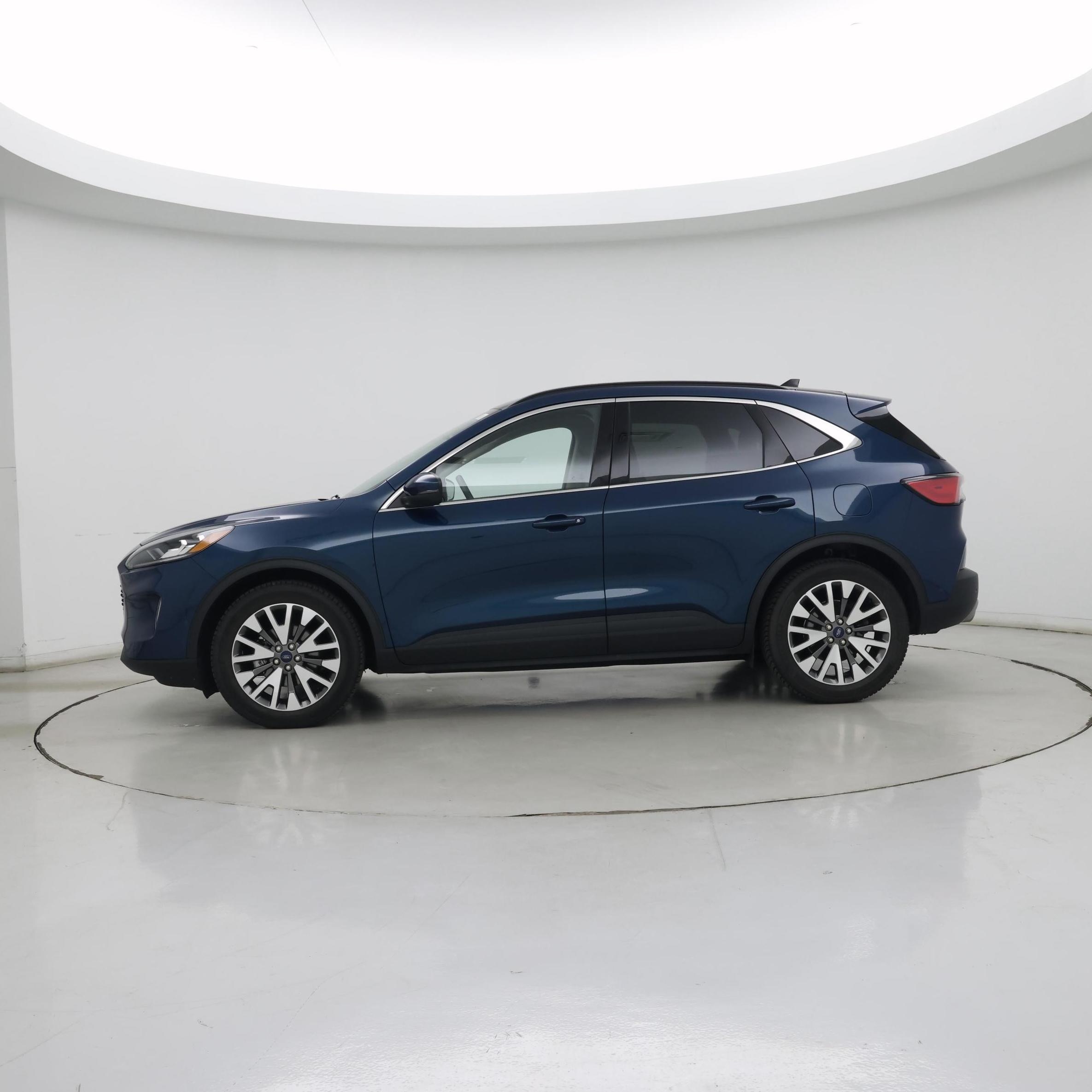 Thumbnail: 2020 Ford Escape - 3