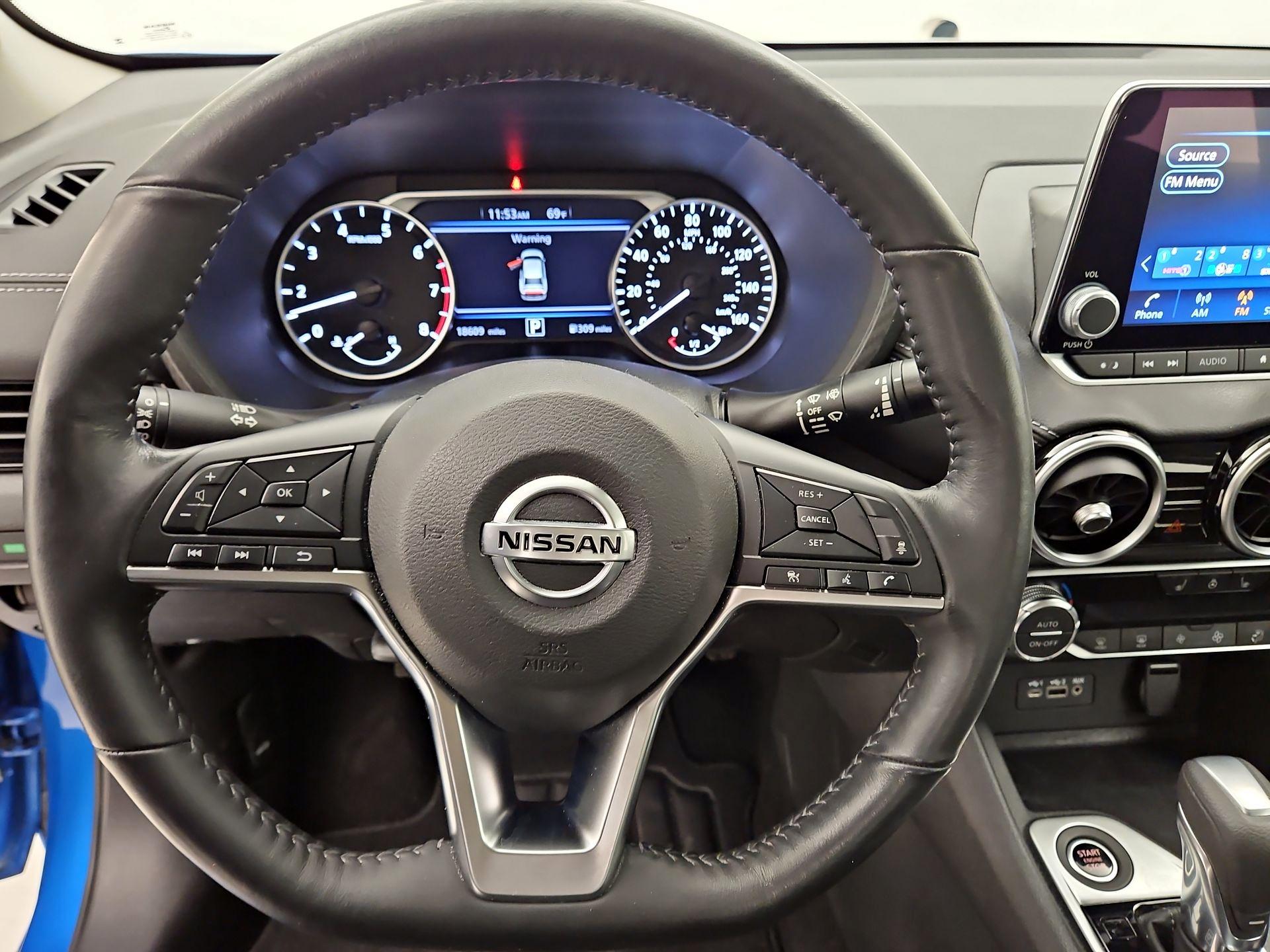 Thumbnail: 2023 Nissan Sentra - 10