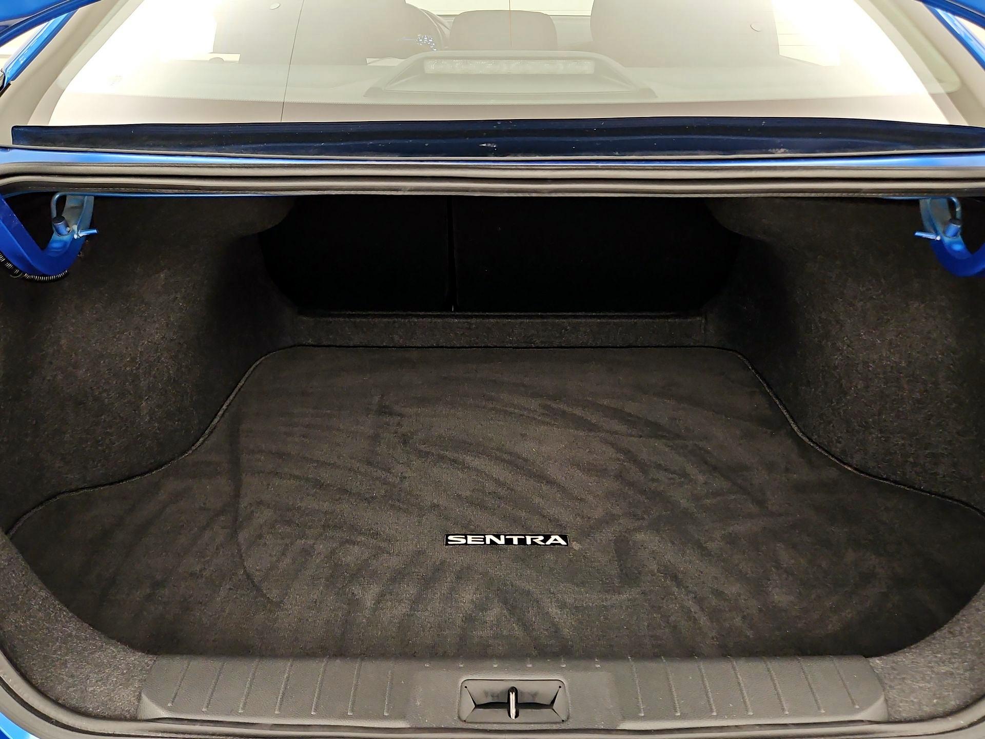 Thumbnail: 2023 Nissan Sentra - 20