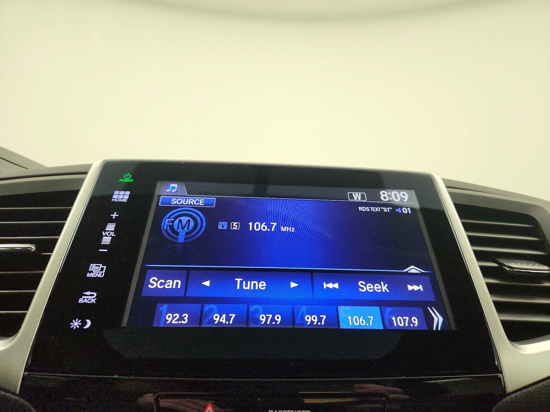 Thumbnail: 2016 Honda Pilot - 15