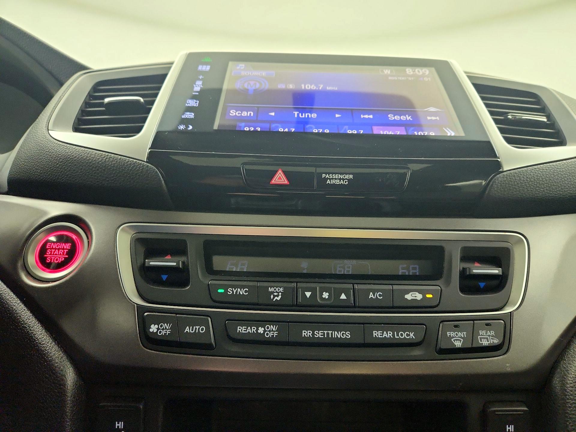 Thumbnail: 2016 Honda Pilot - 16