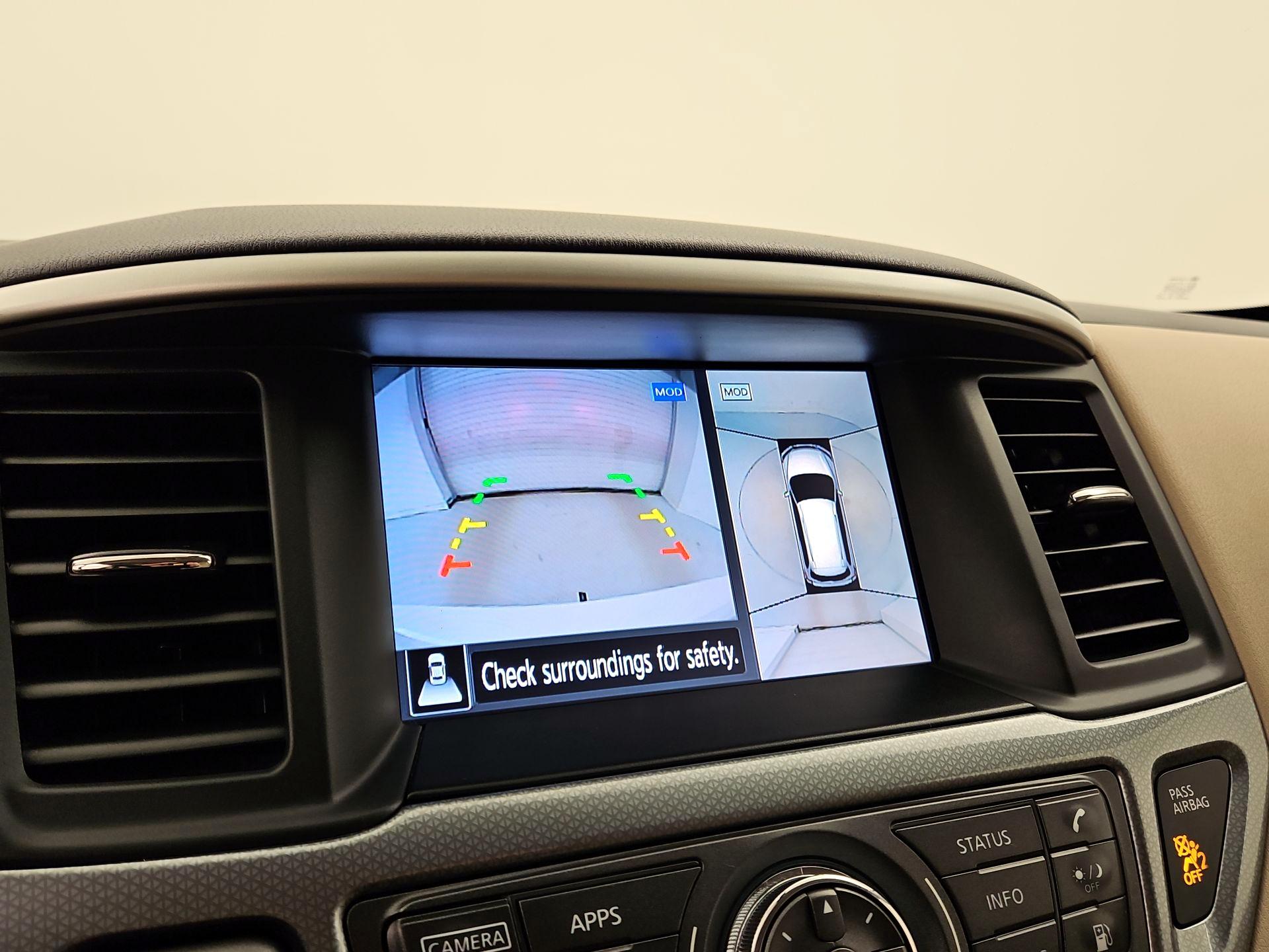 Thumbnail: 2019 Nissan Pathfinder - 15