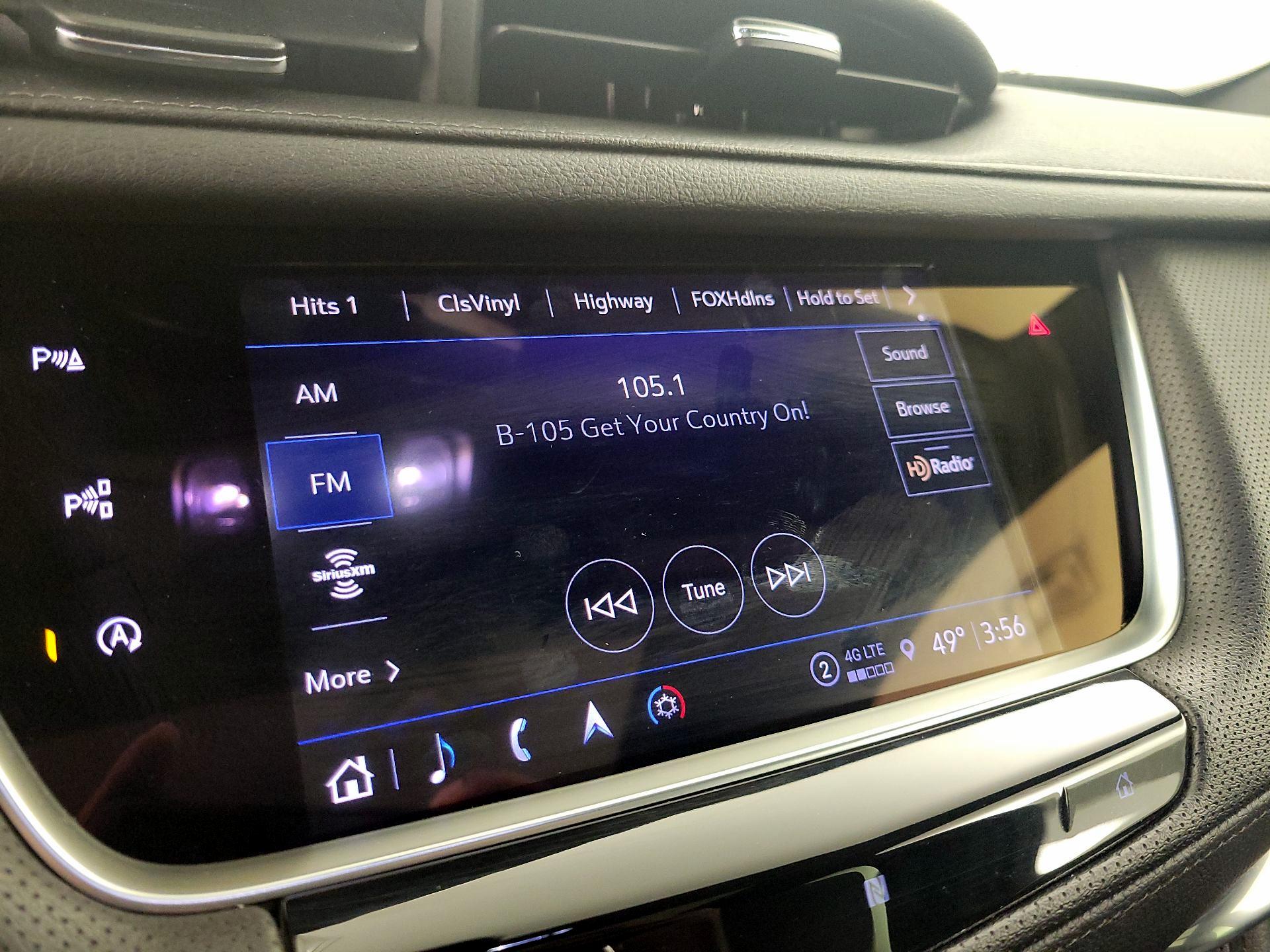 Thumbnail: 2021 Cadillac XT5 - 16