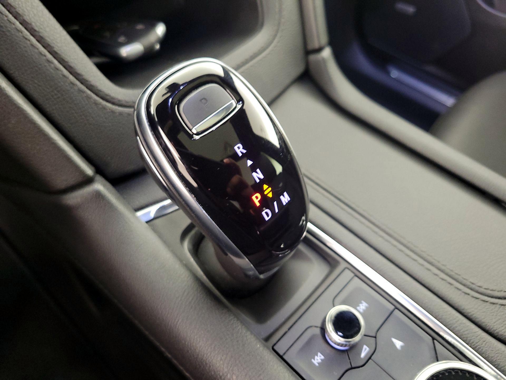 Thumbnail: 2021 Cadillac XT5 - 18