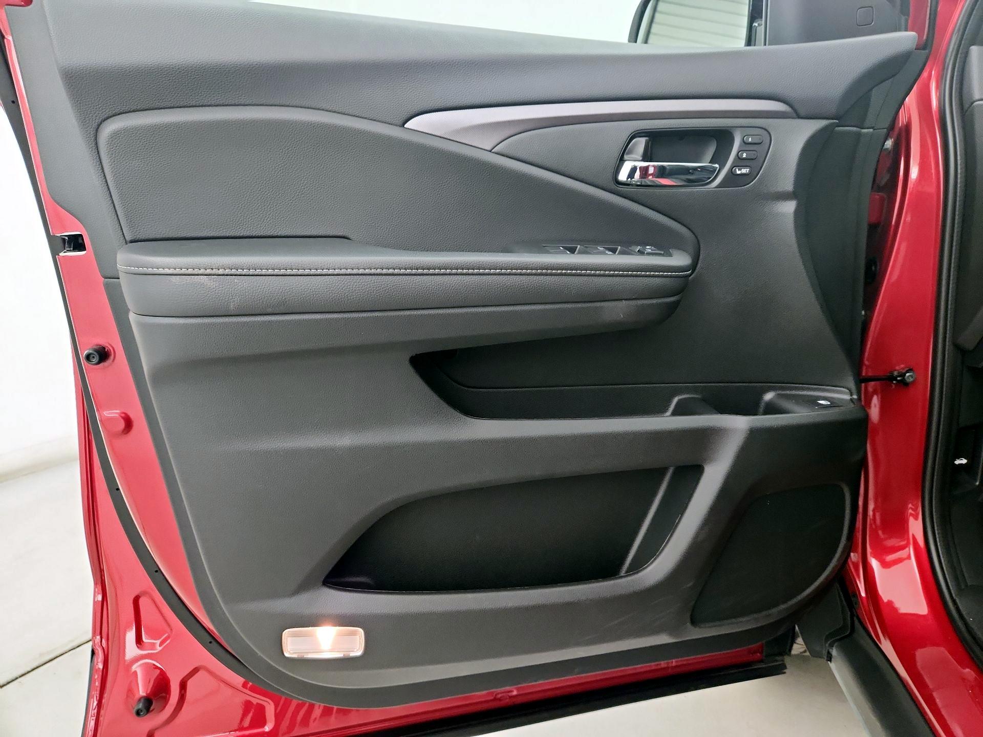 Thumbnail: 2023 Honda Ridgeline - 12