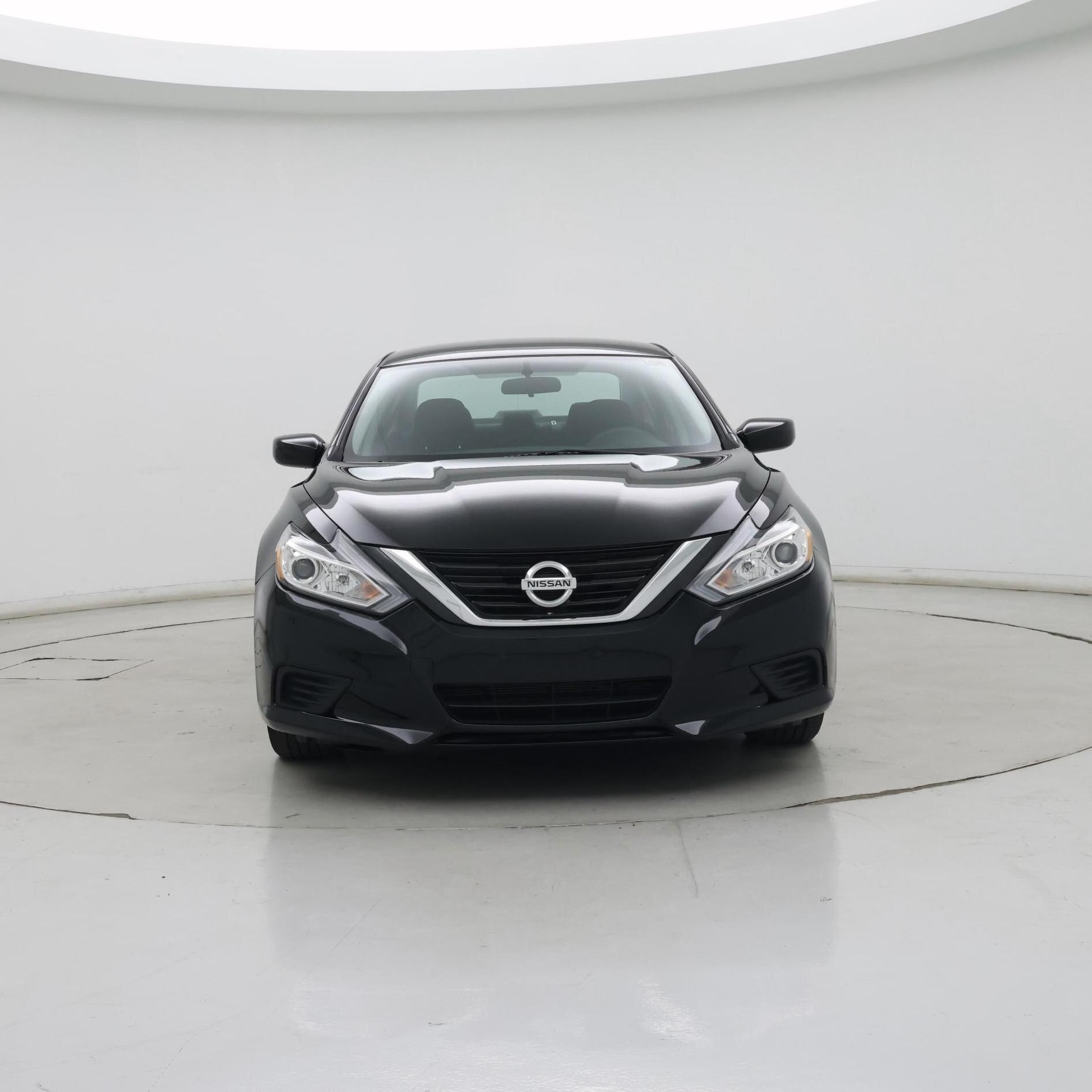 Thumbnail: 2017 Nissan Altima - 5
