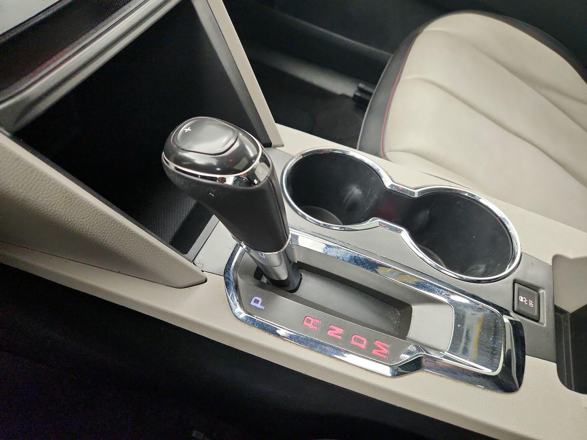 Thumbnail: 2016 GMC Terrain - 16