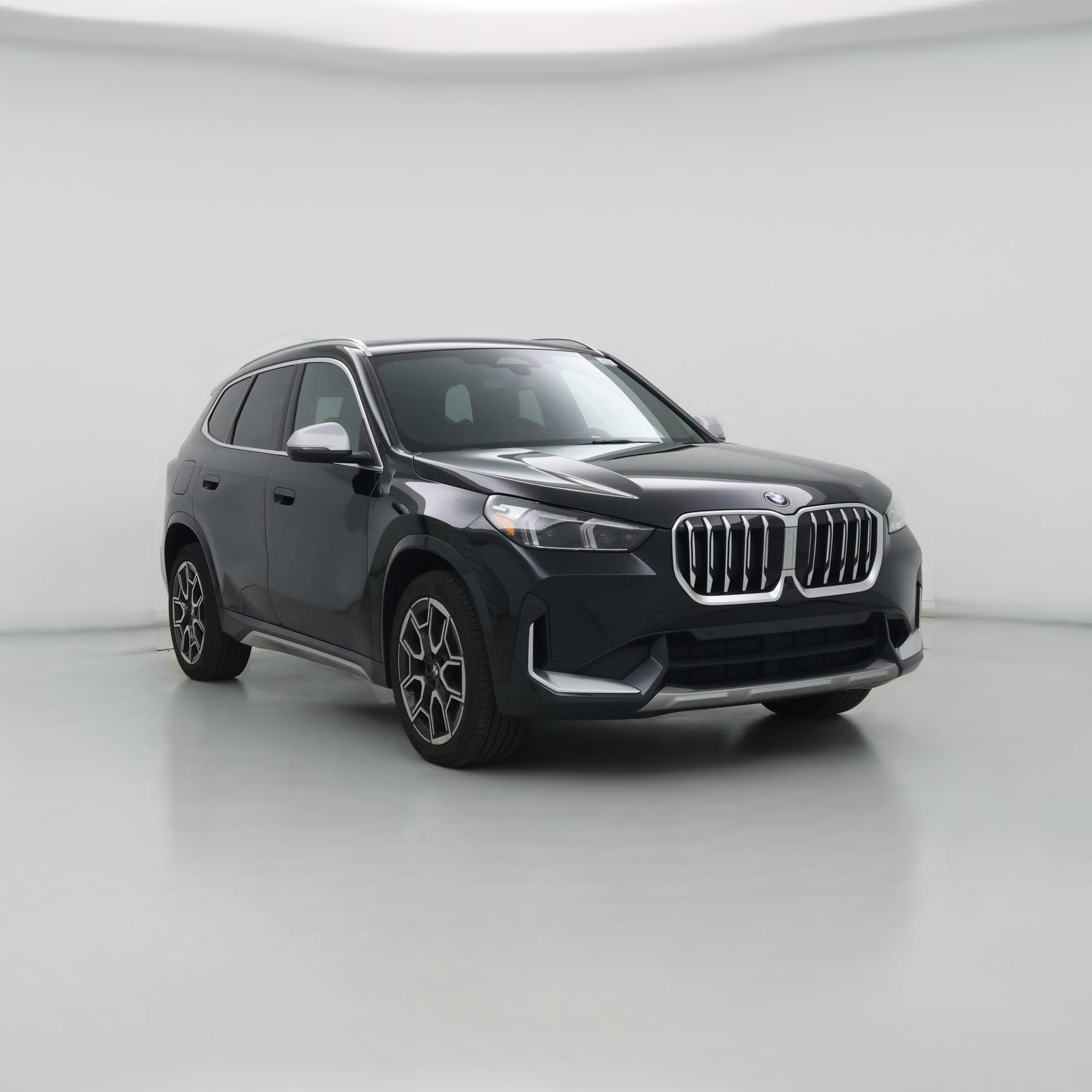 Thumbnail: 2023 BMW X1 - 1