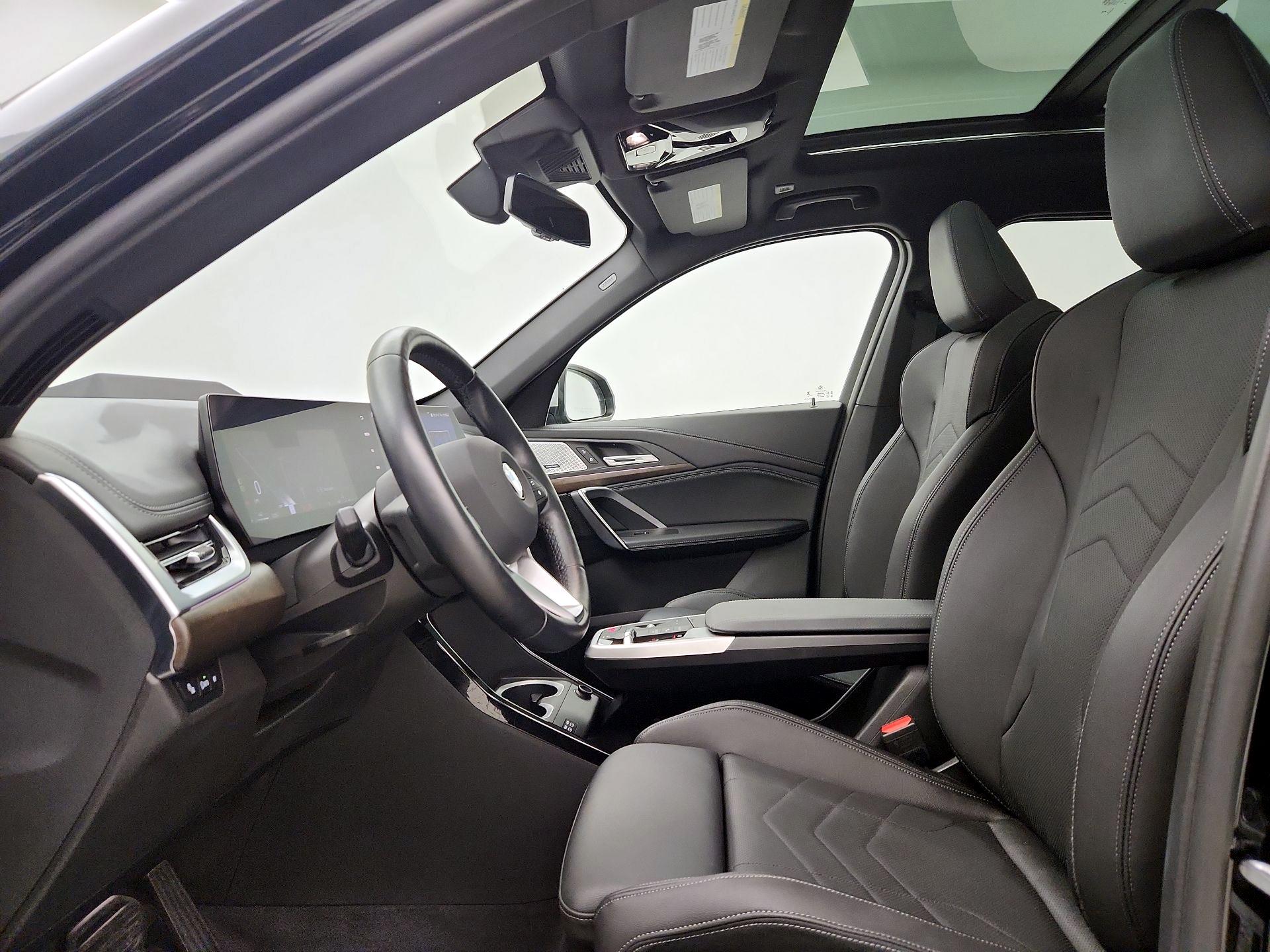 Thumbnail: 2023 BMW X1 - 11
