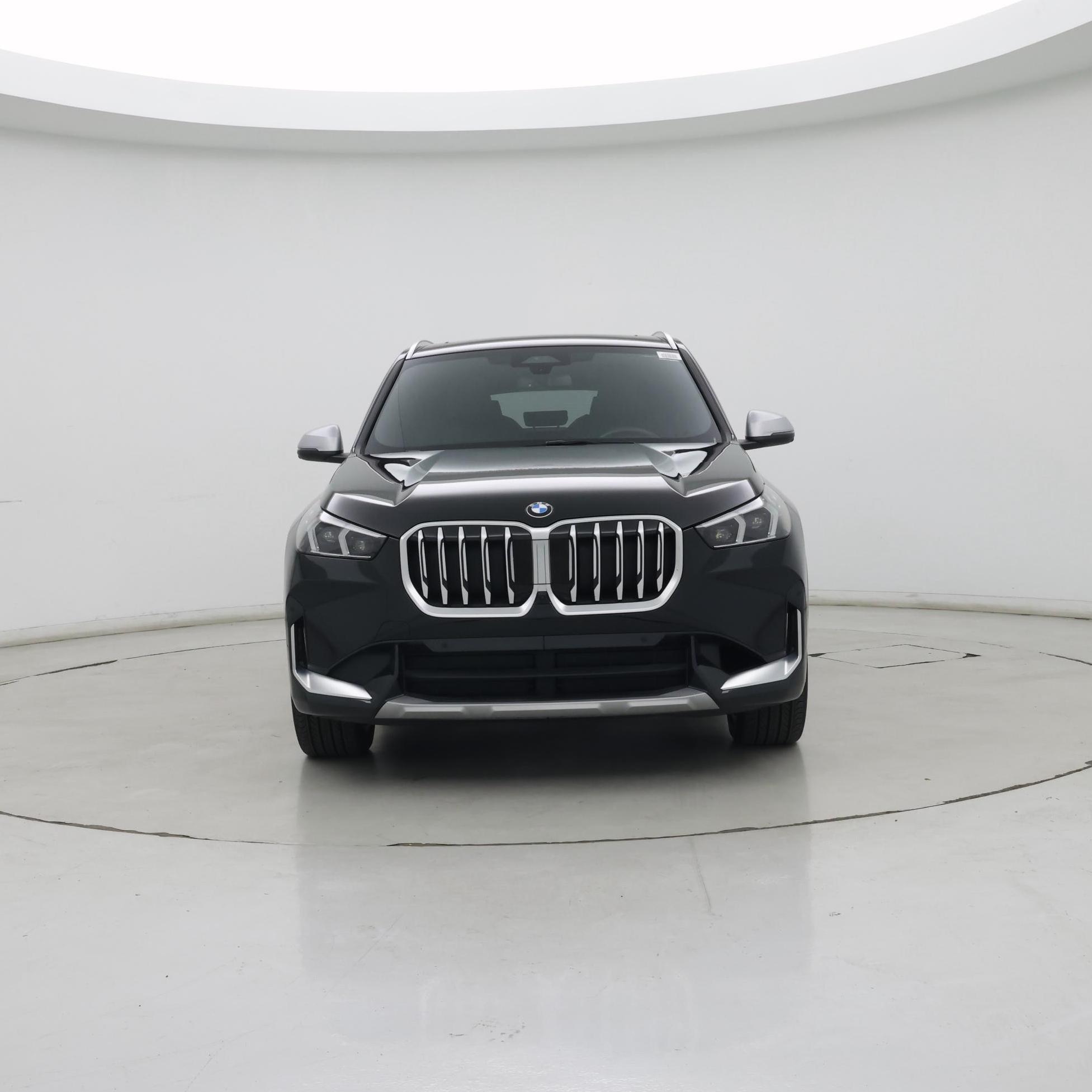 Thumbnail: 2023 BMW X1 - 5