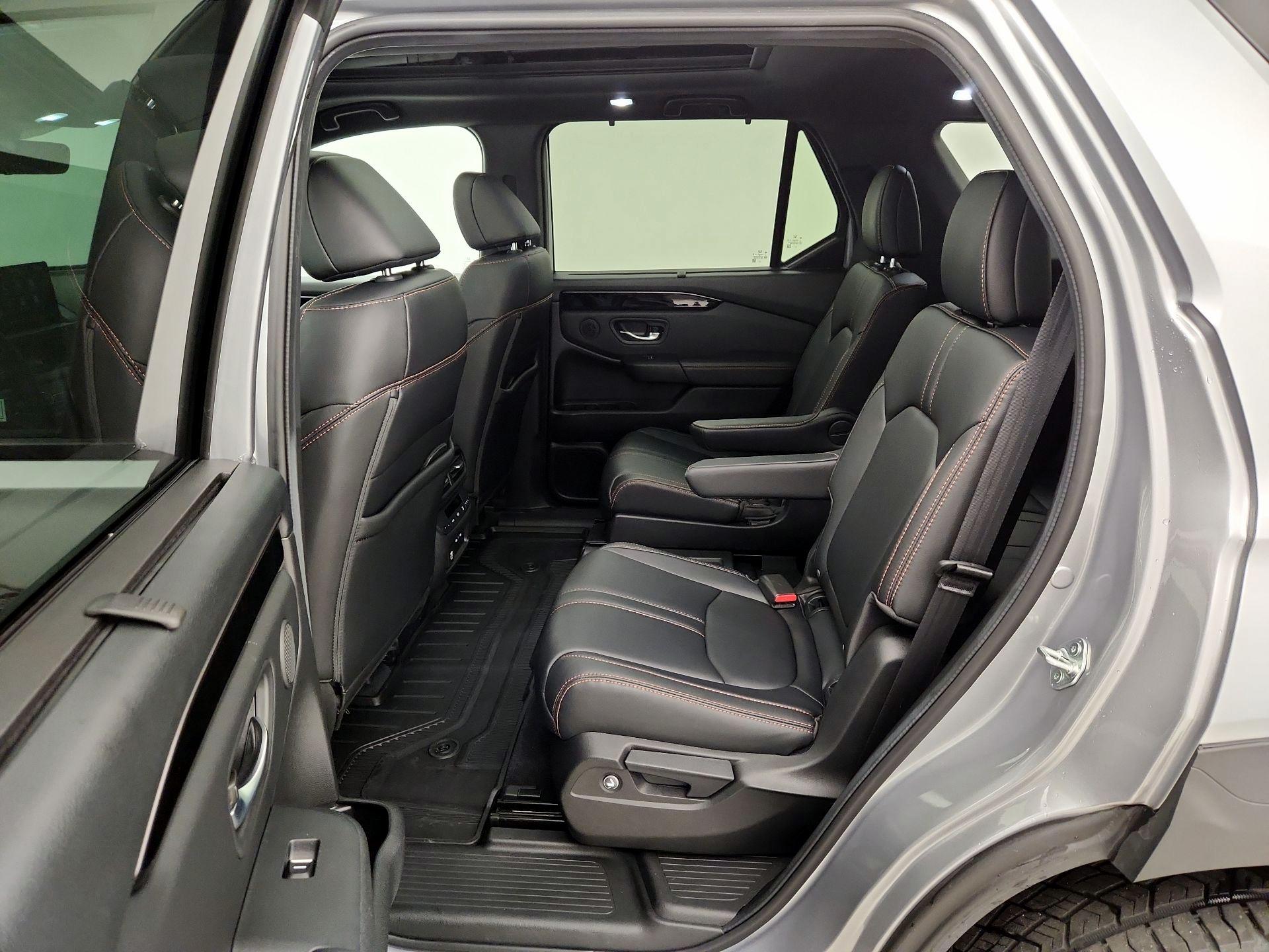 Thumbnail: 2024 Honda Pilot - 20