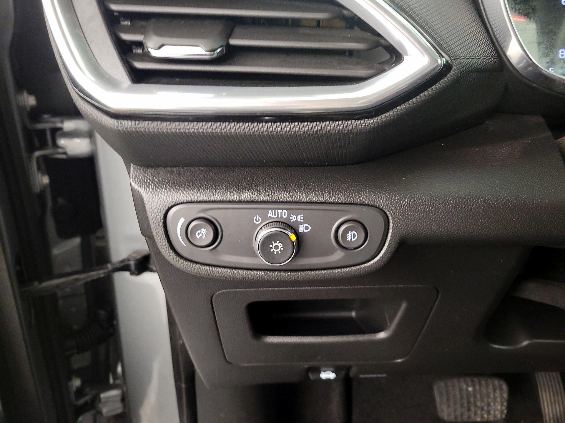 Thumbnail: 2023 Chevrolet TrailBlazer - 13