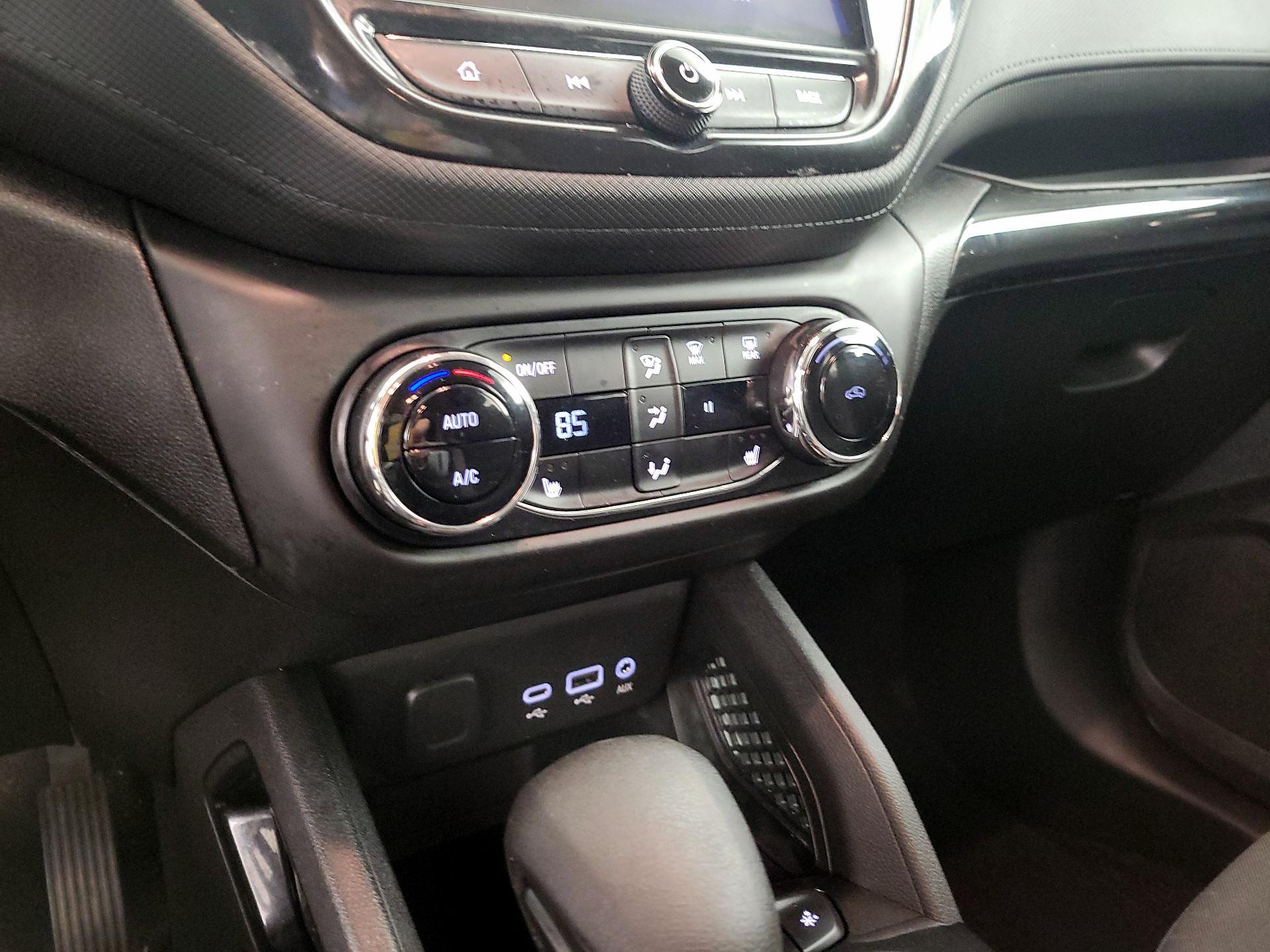 Thumbnail: 2023 Chevrolet TrailBlazer - 16