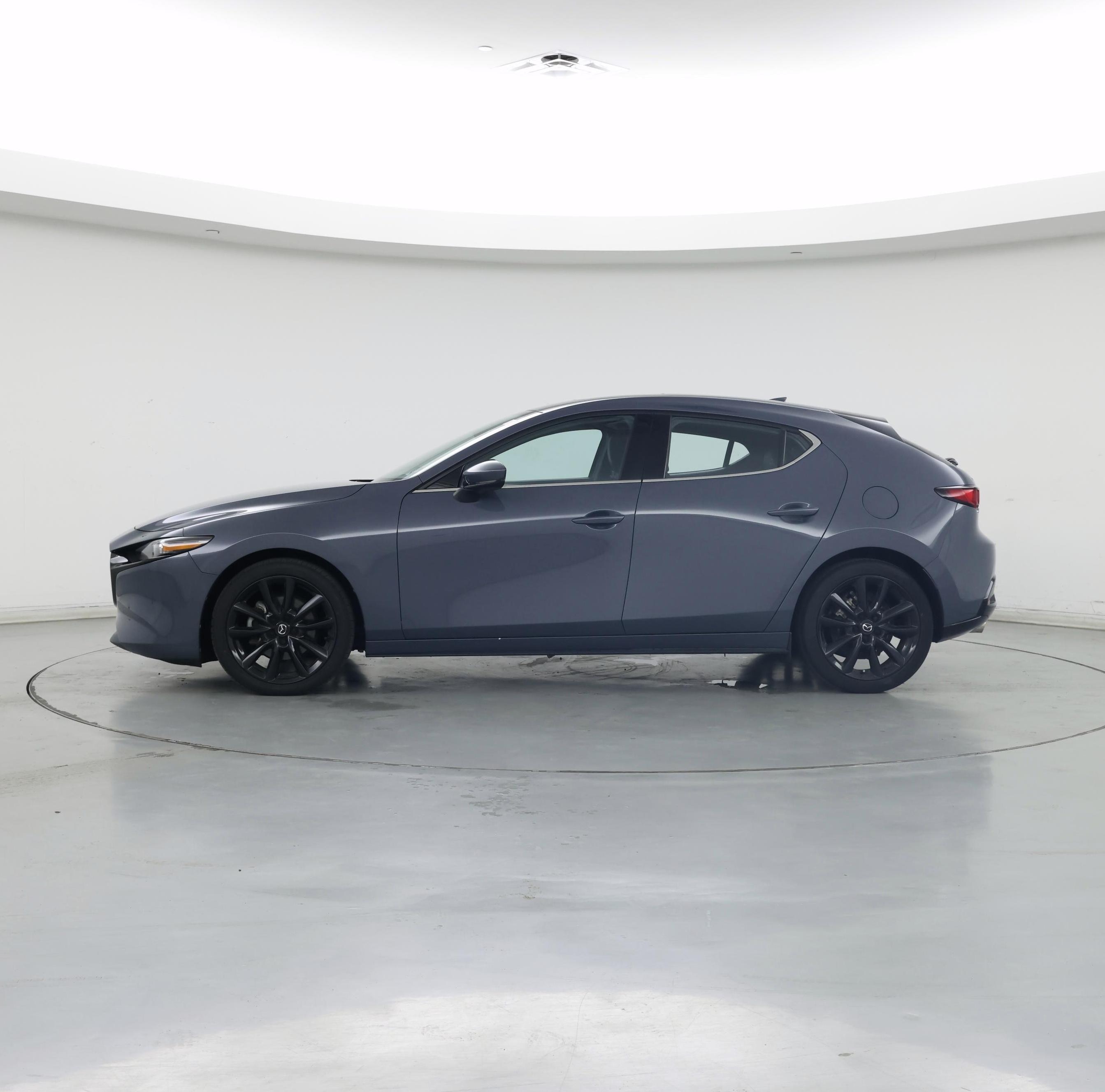 Thumbnail: 2022 Mazda Mazda3 - 3