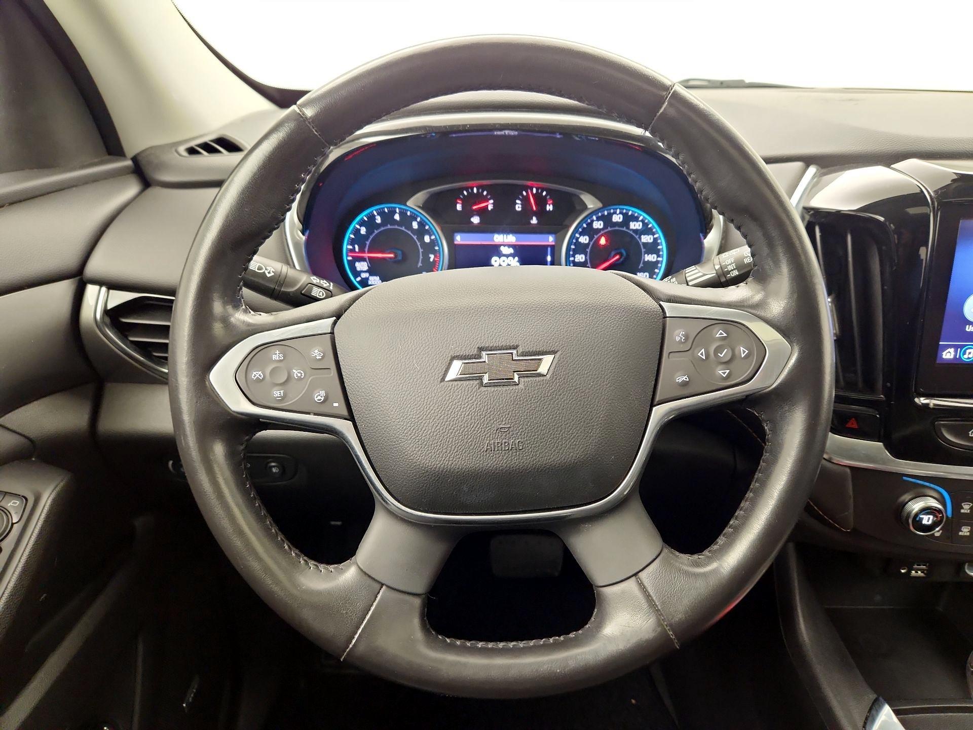 Thumbnail: 2021 Chevrolet Traverse - 10