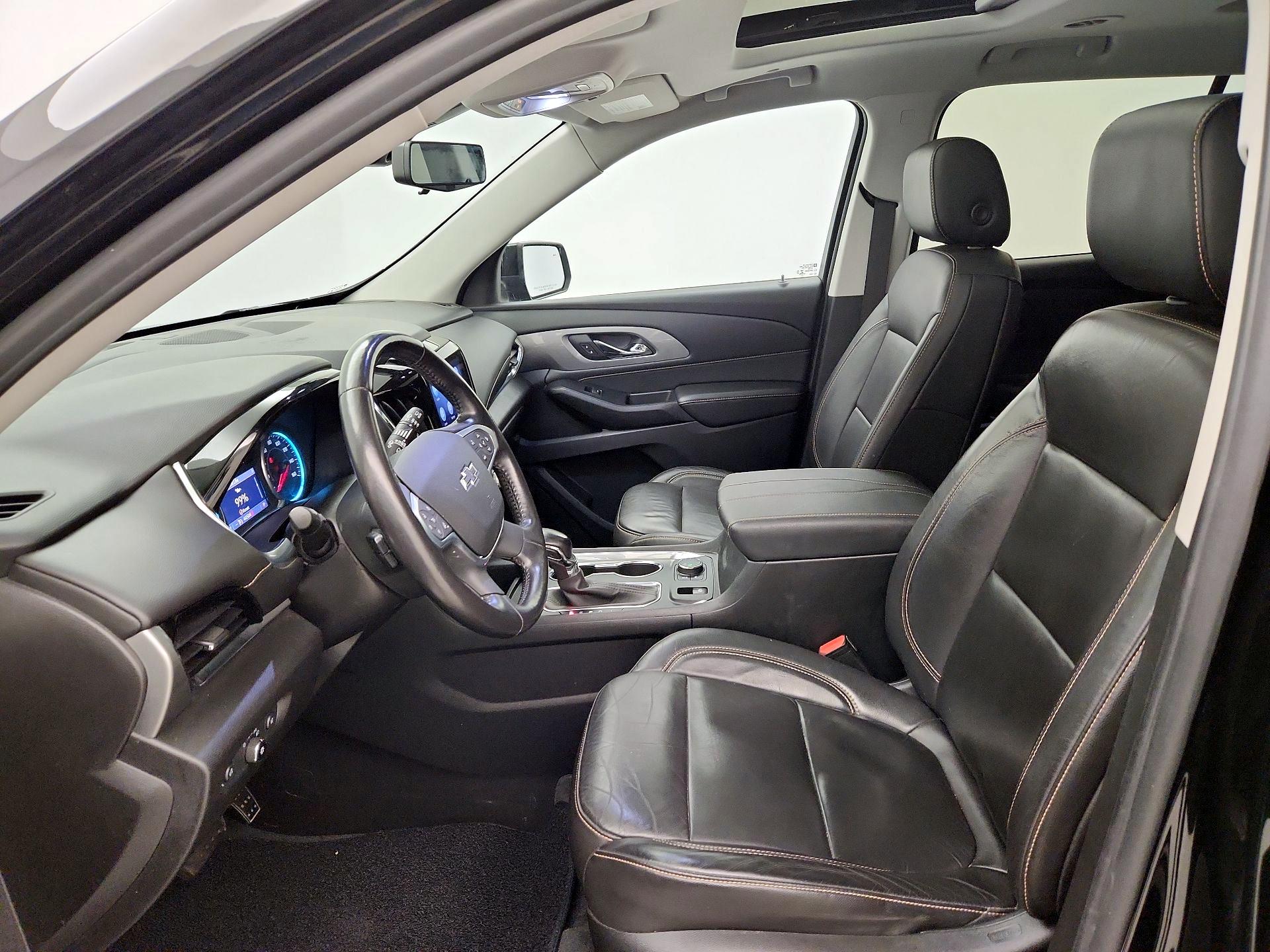 Thumbnail: 2021 Chevrolet Traverse - 11