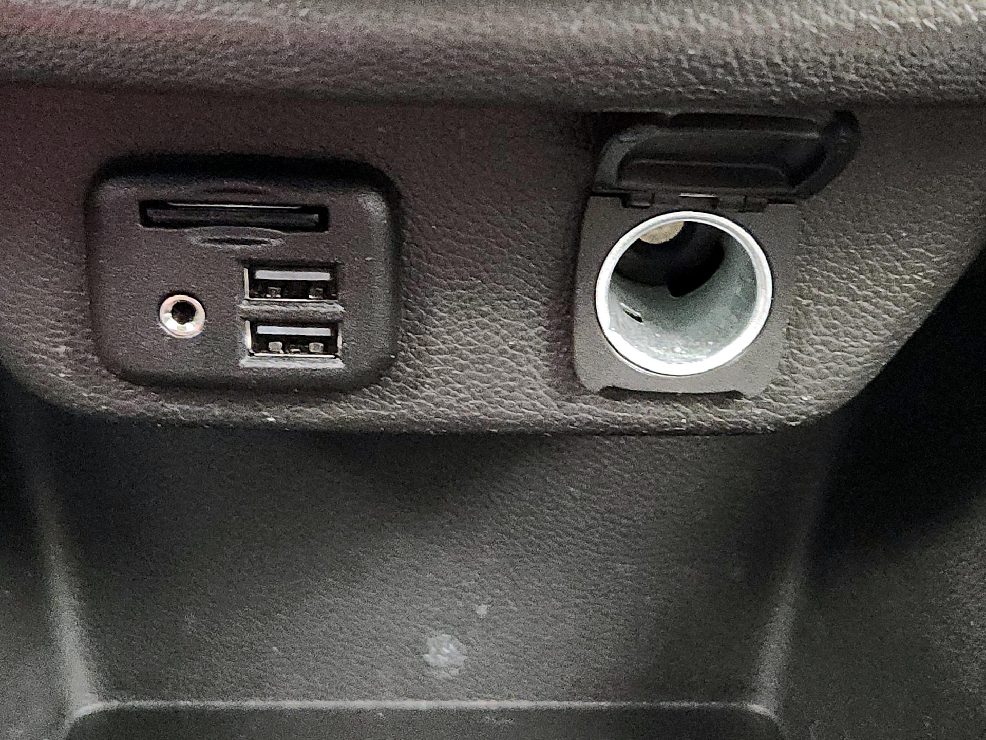 Thumbnail: 2021 Chevrolet Traverse - 19