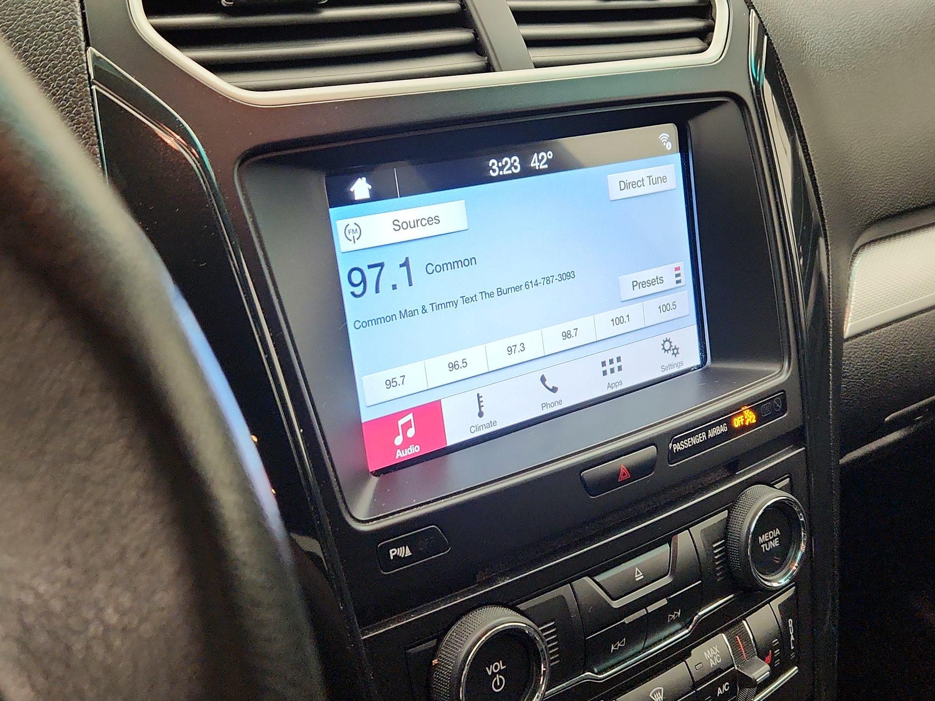 Thumbnail: 2017 Ford Explorer - 15