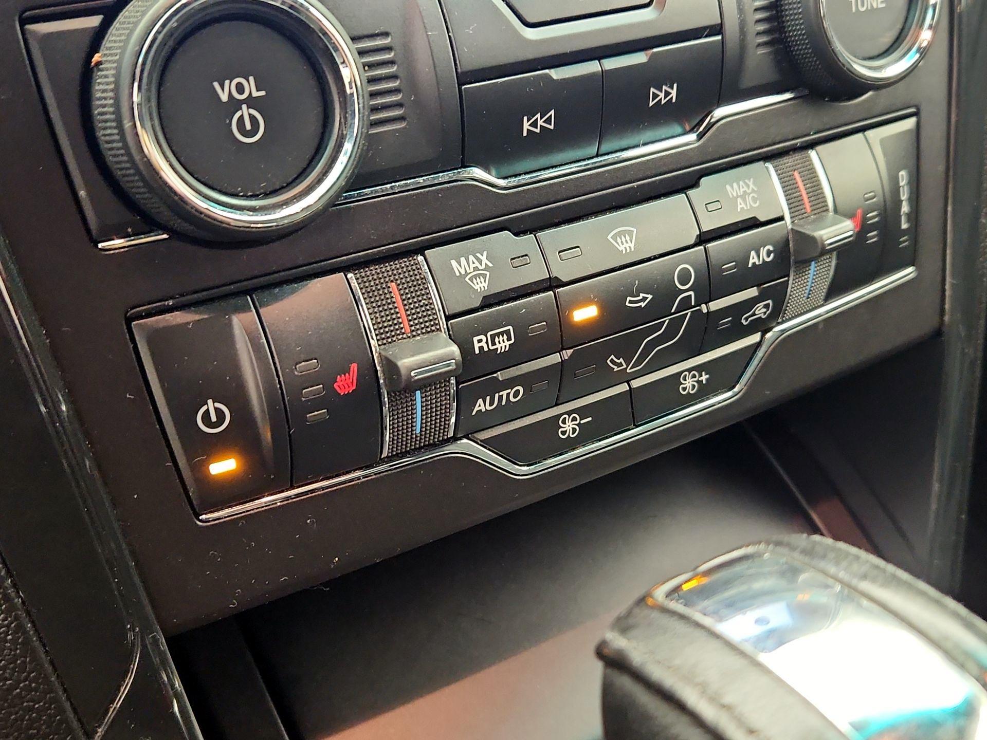 Thumbnail: 2017 Ford Explorer - 16